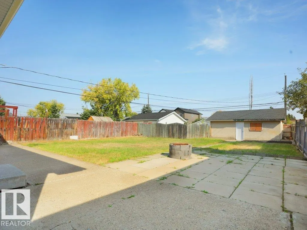 9815 159 ST NW NW