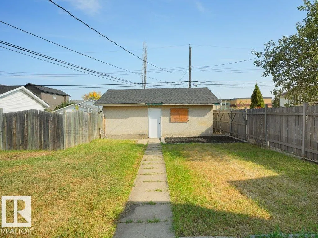 9815 159 ST NW NW