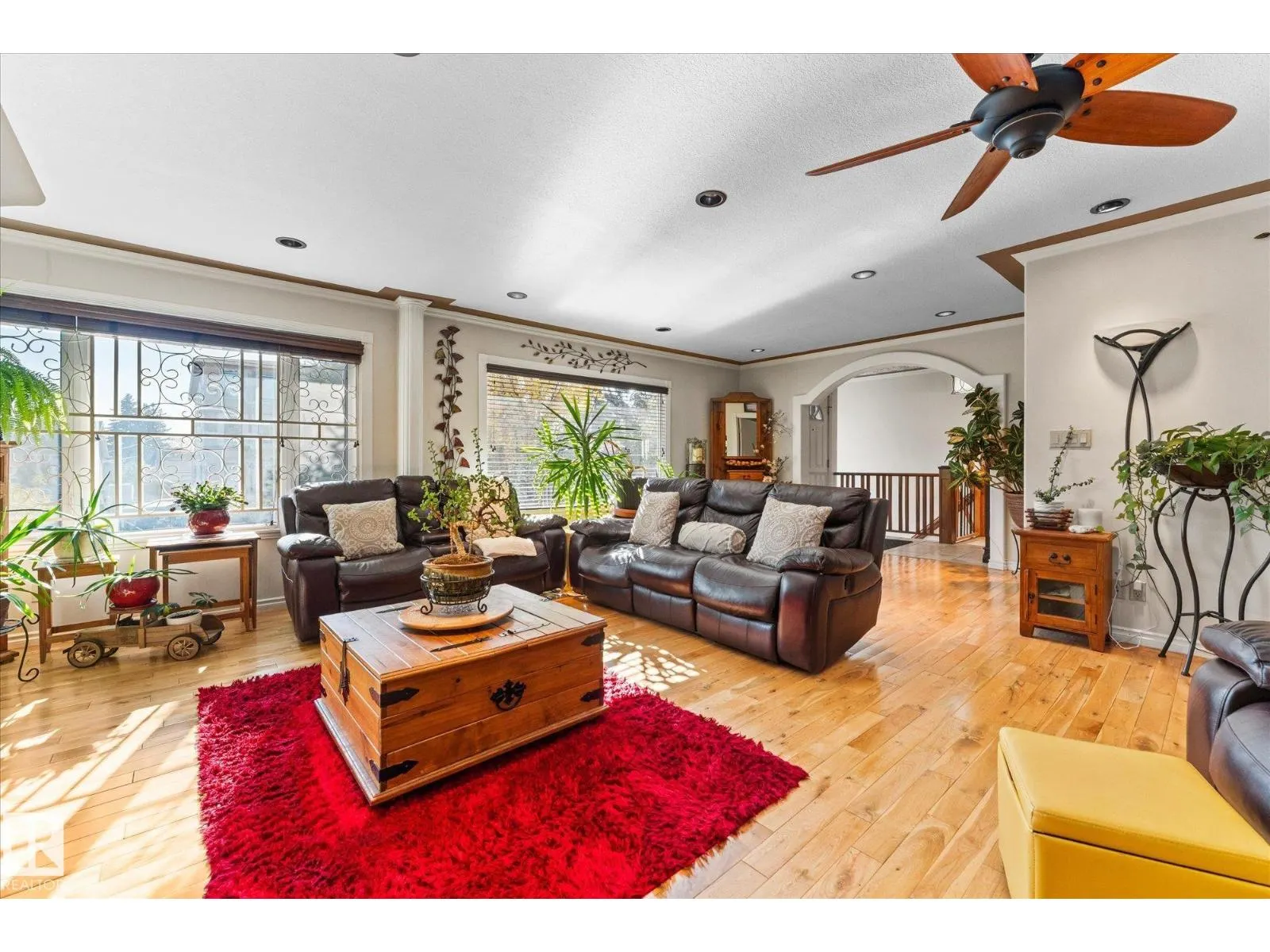 11124 110a AV NW
