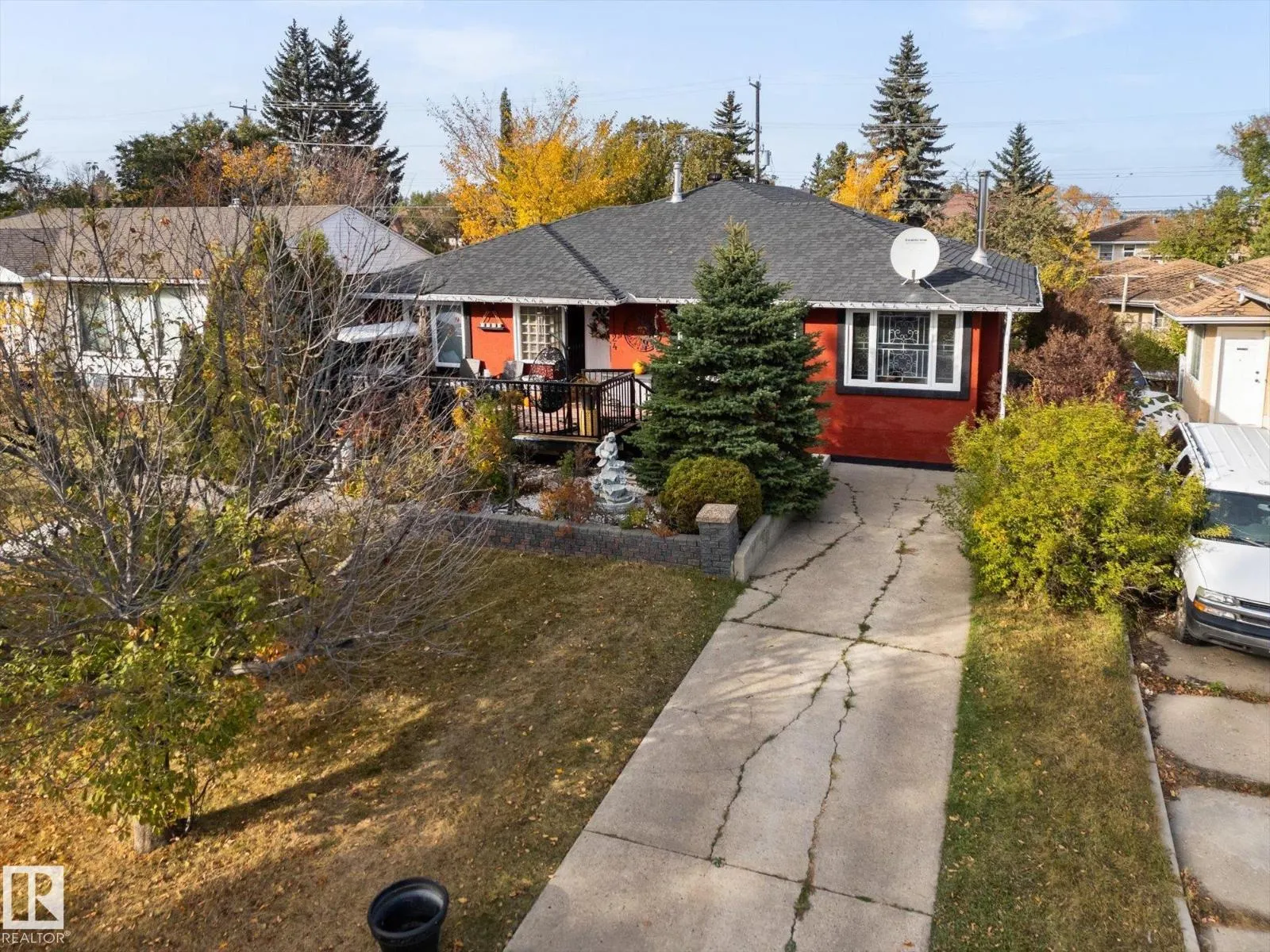 11124 110a AV NW