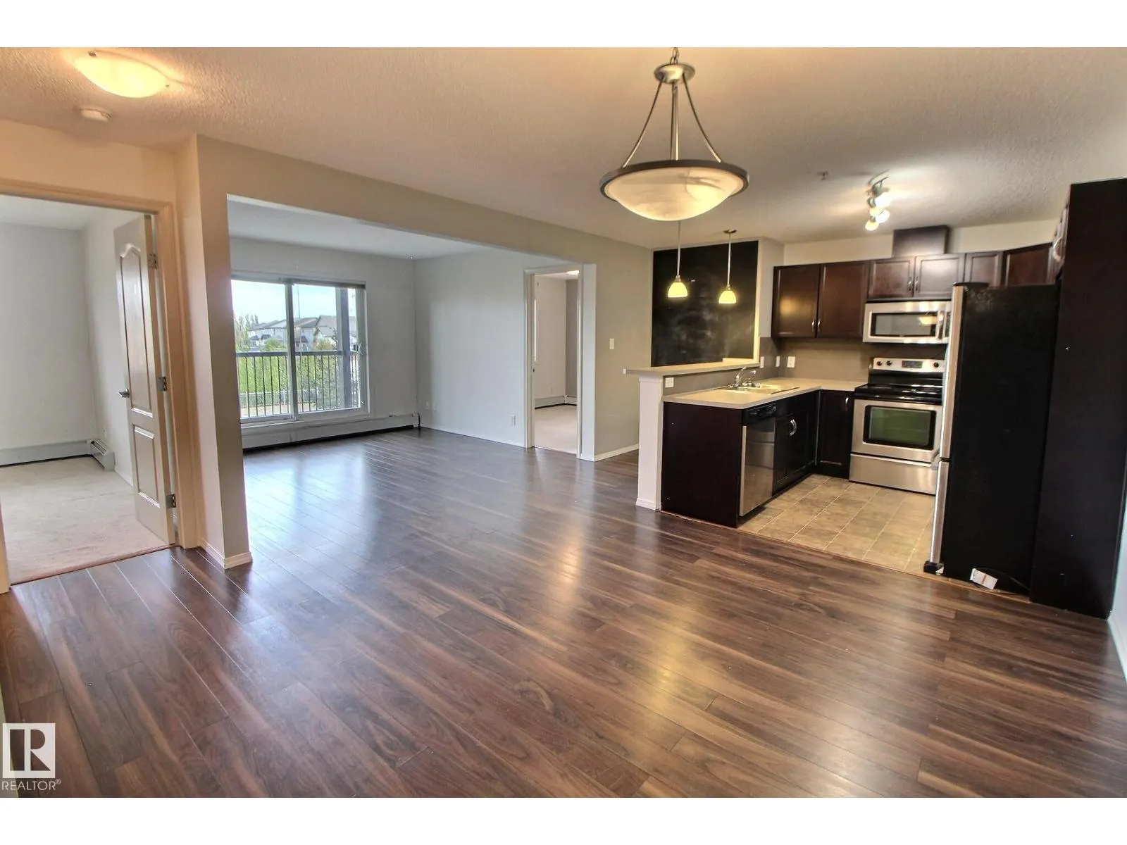 #205 5951 165 AV NW