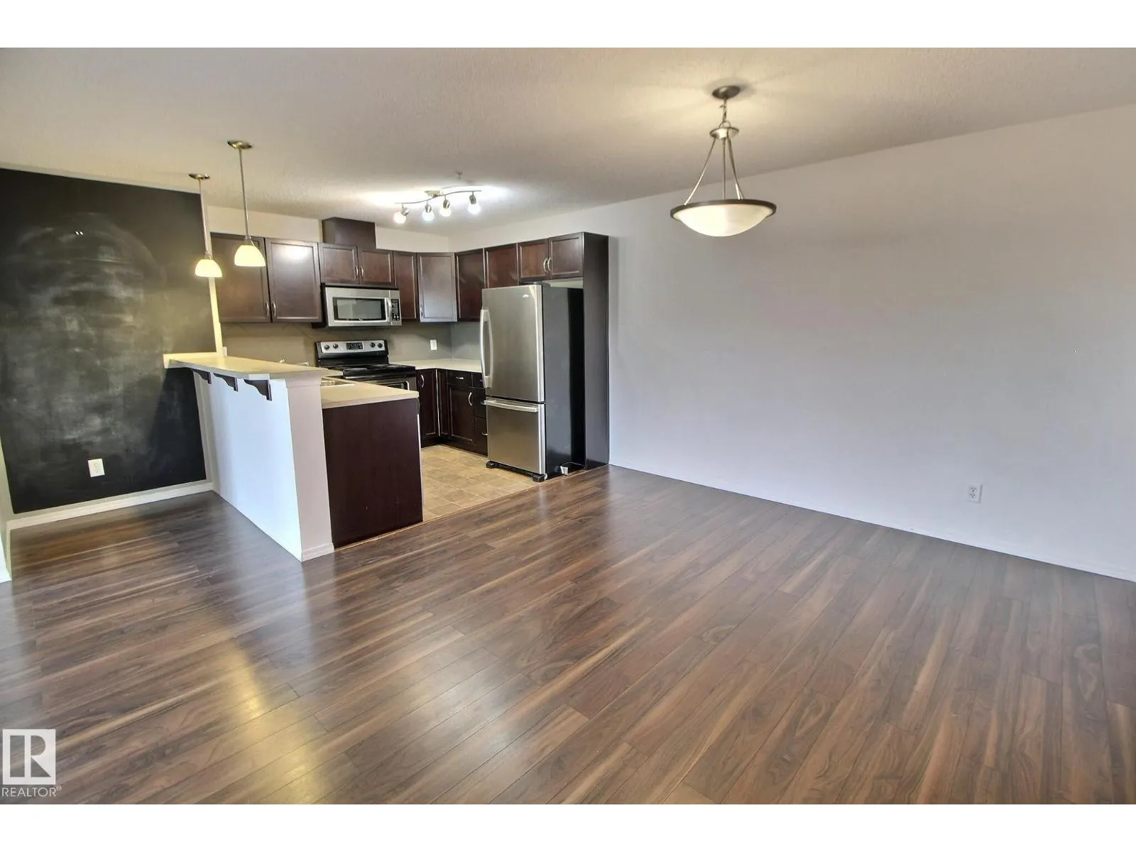 #205 5951 165 AV NW