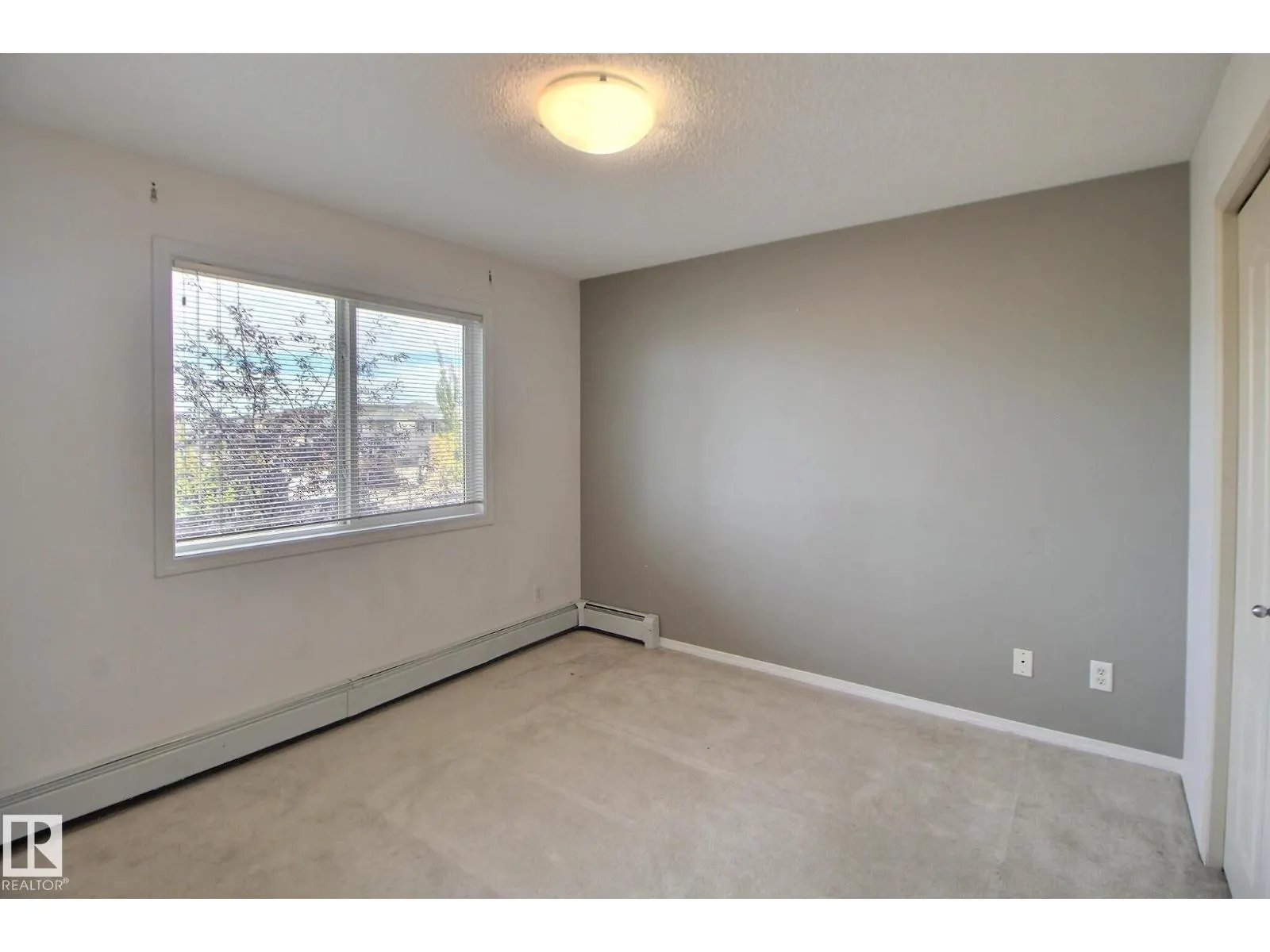 #205 5951 165 AV NW