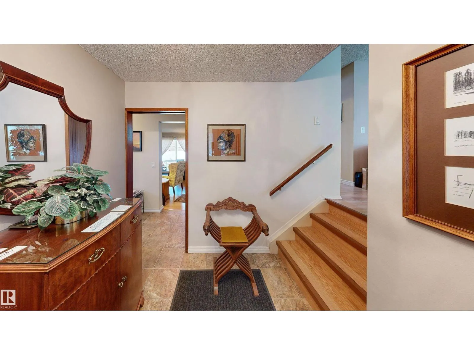 16 Gatewood AV
