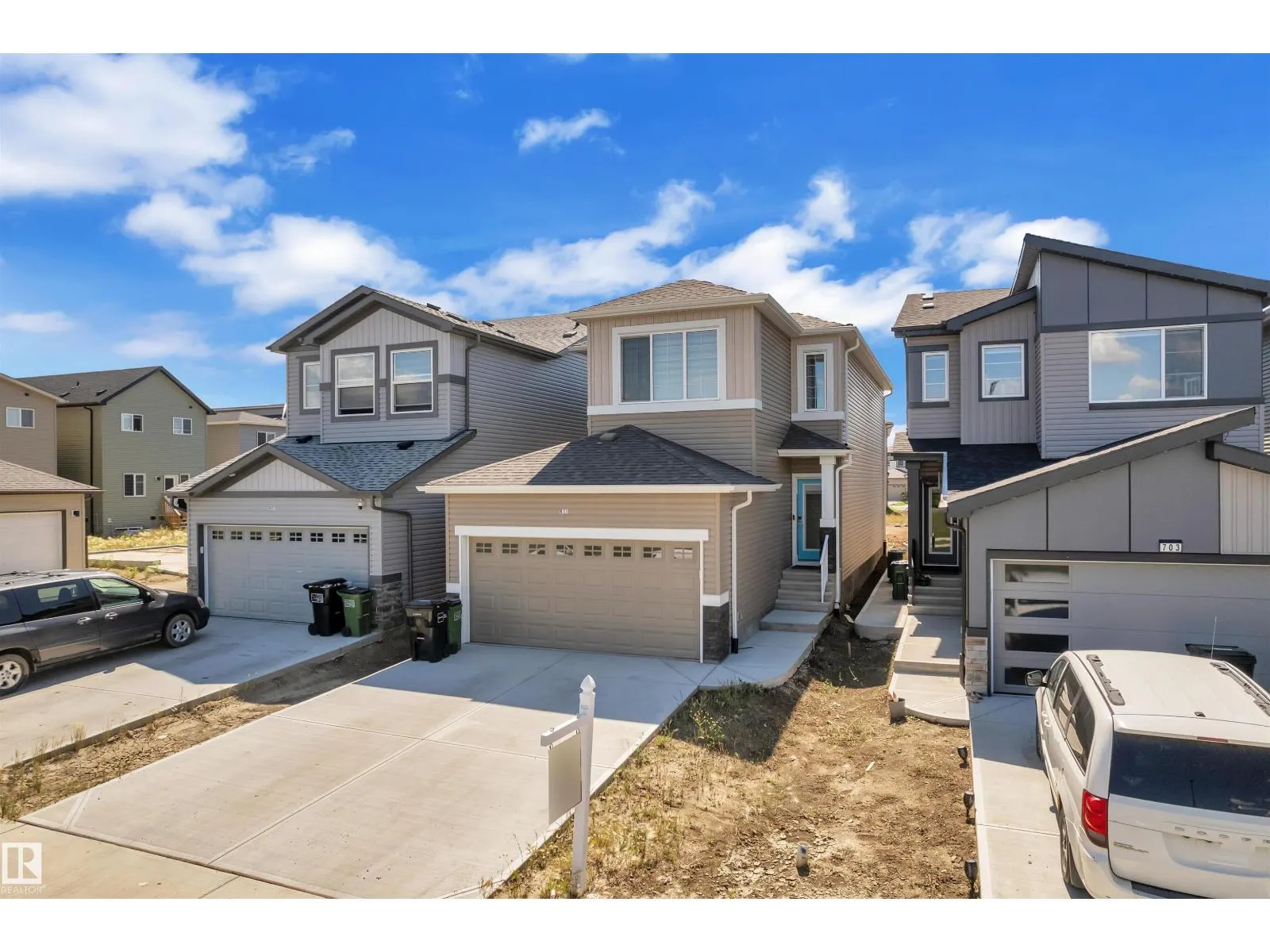 611 31 AV NW