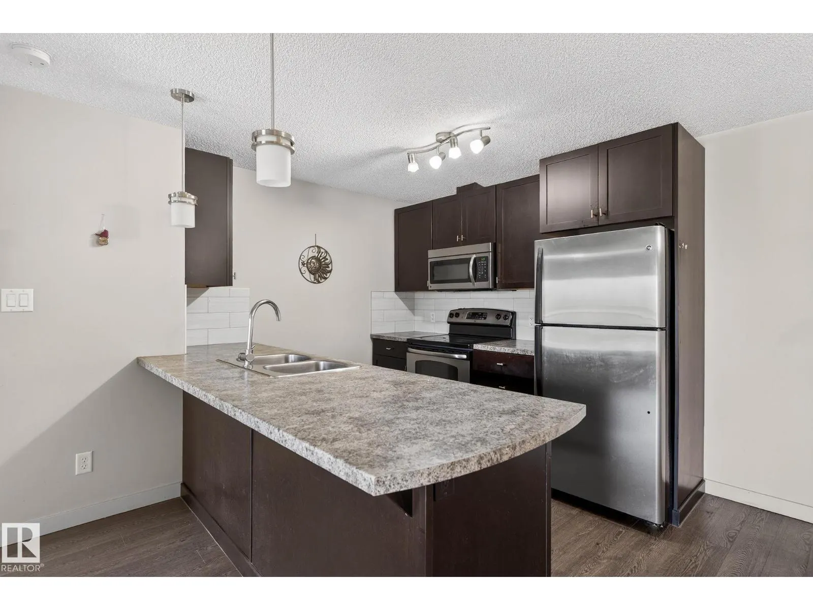 #304 6084 STANTON DR SW