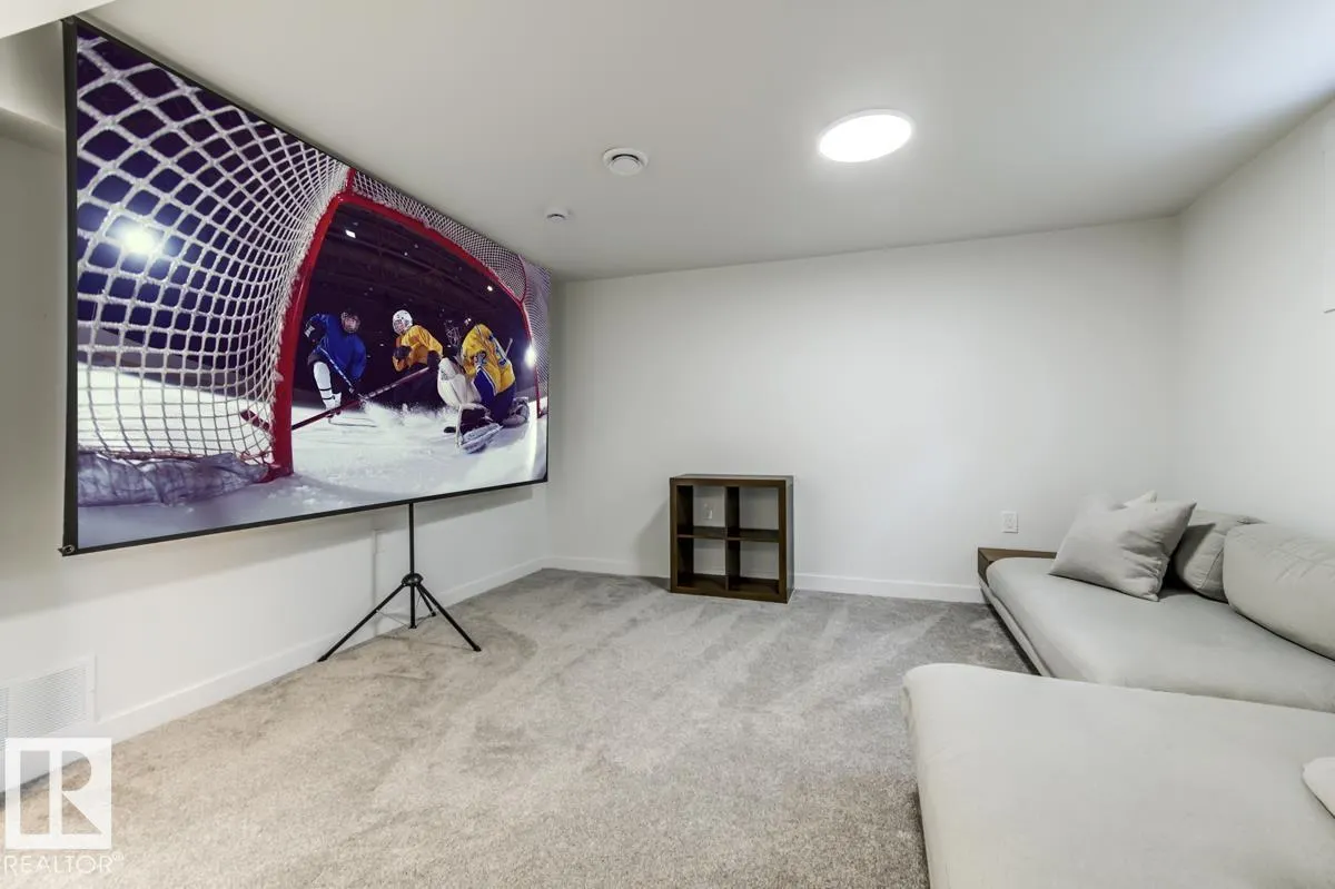 13619 122 AV NW