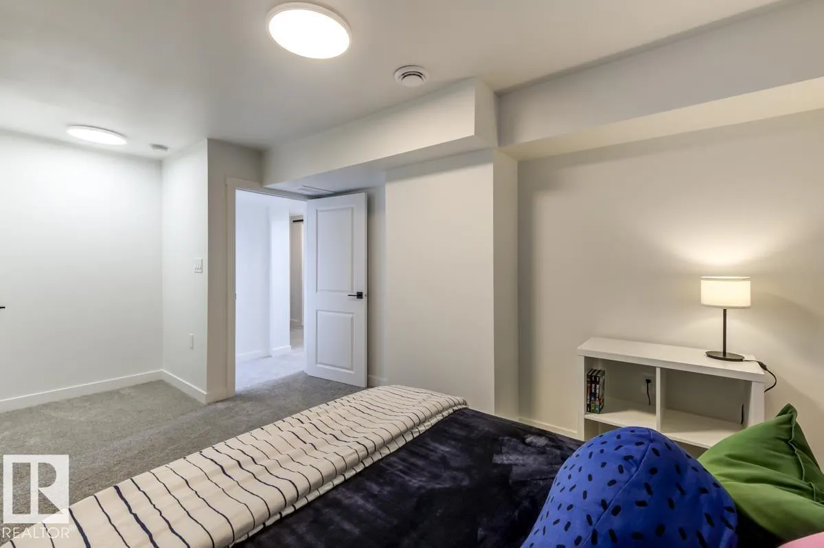 13619 122 AV NW