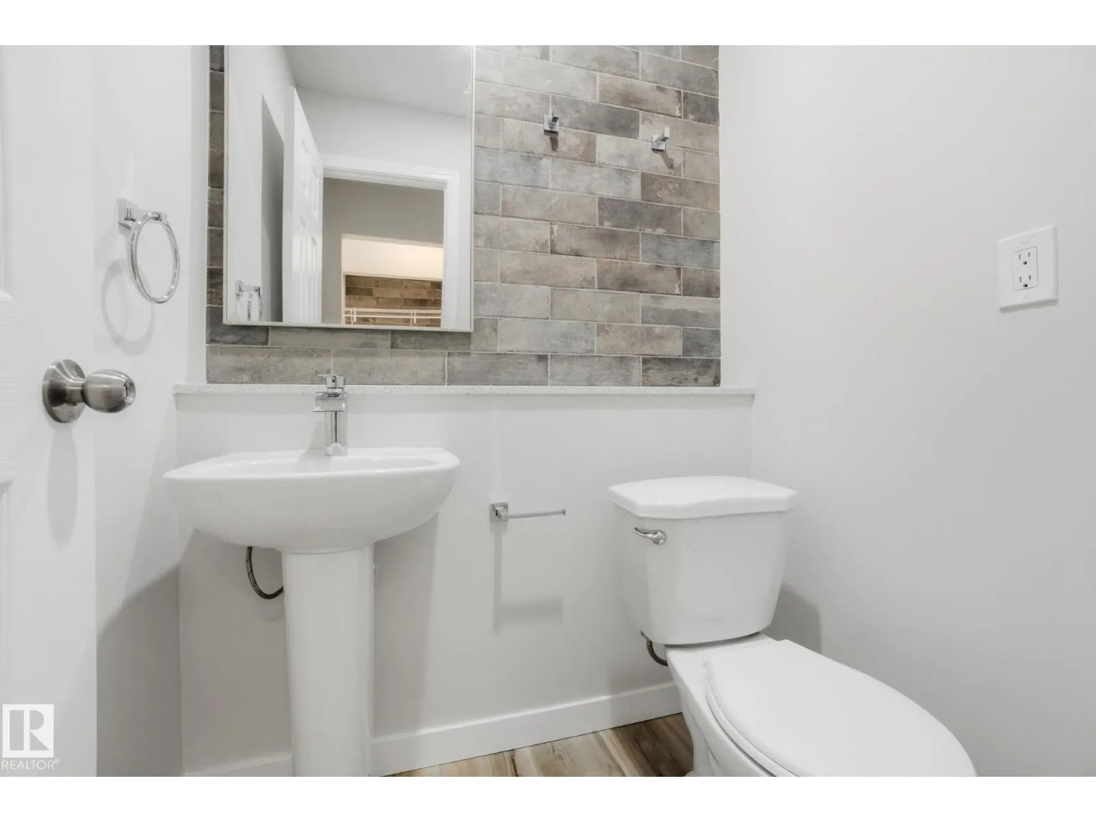 71 Lancaster TC NW