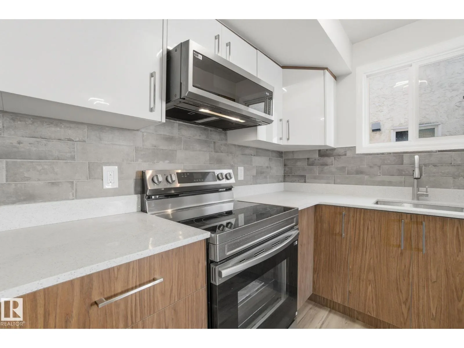 71 Lancaster TC NW