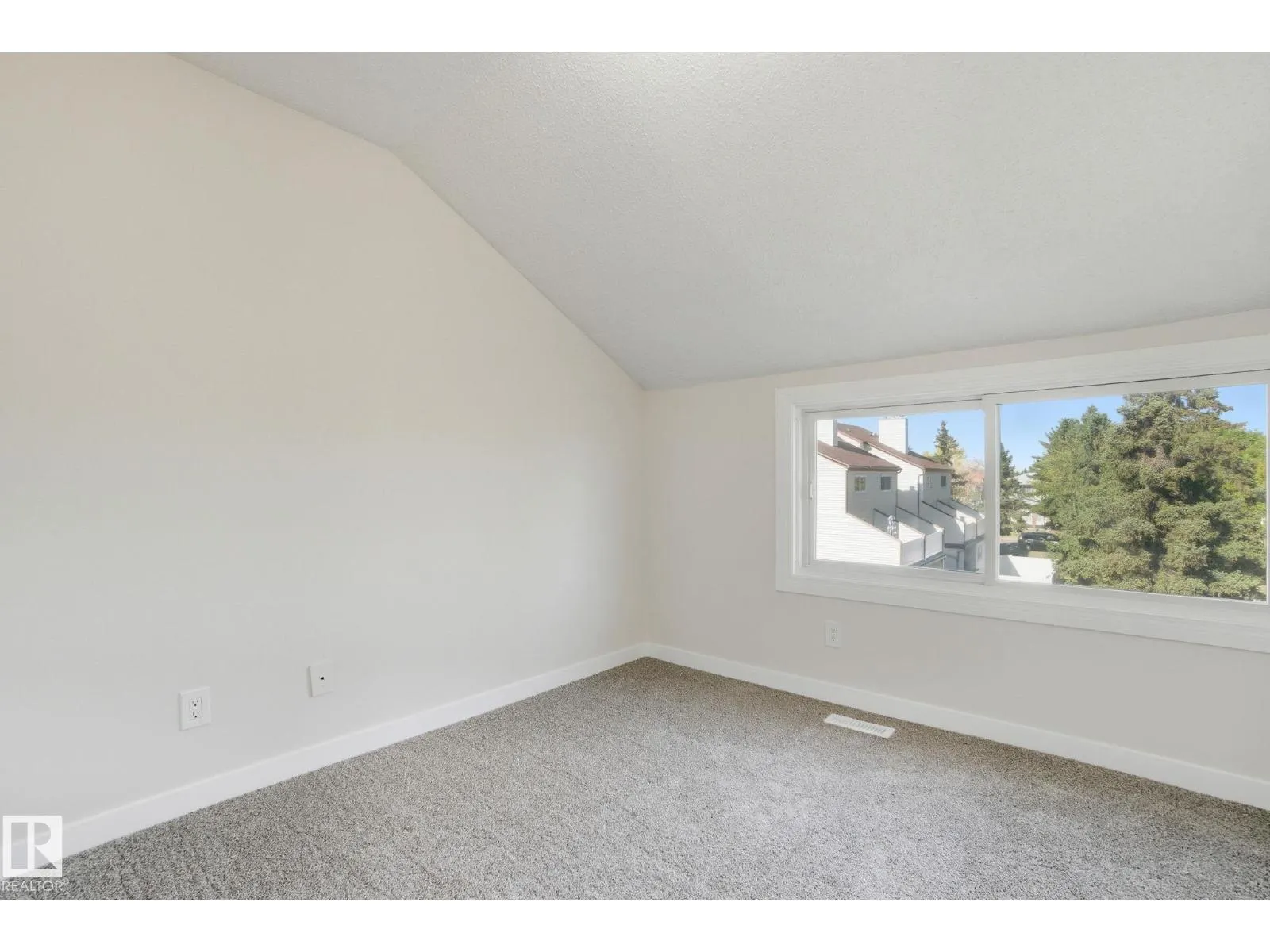 71 Lancaster TC NW
