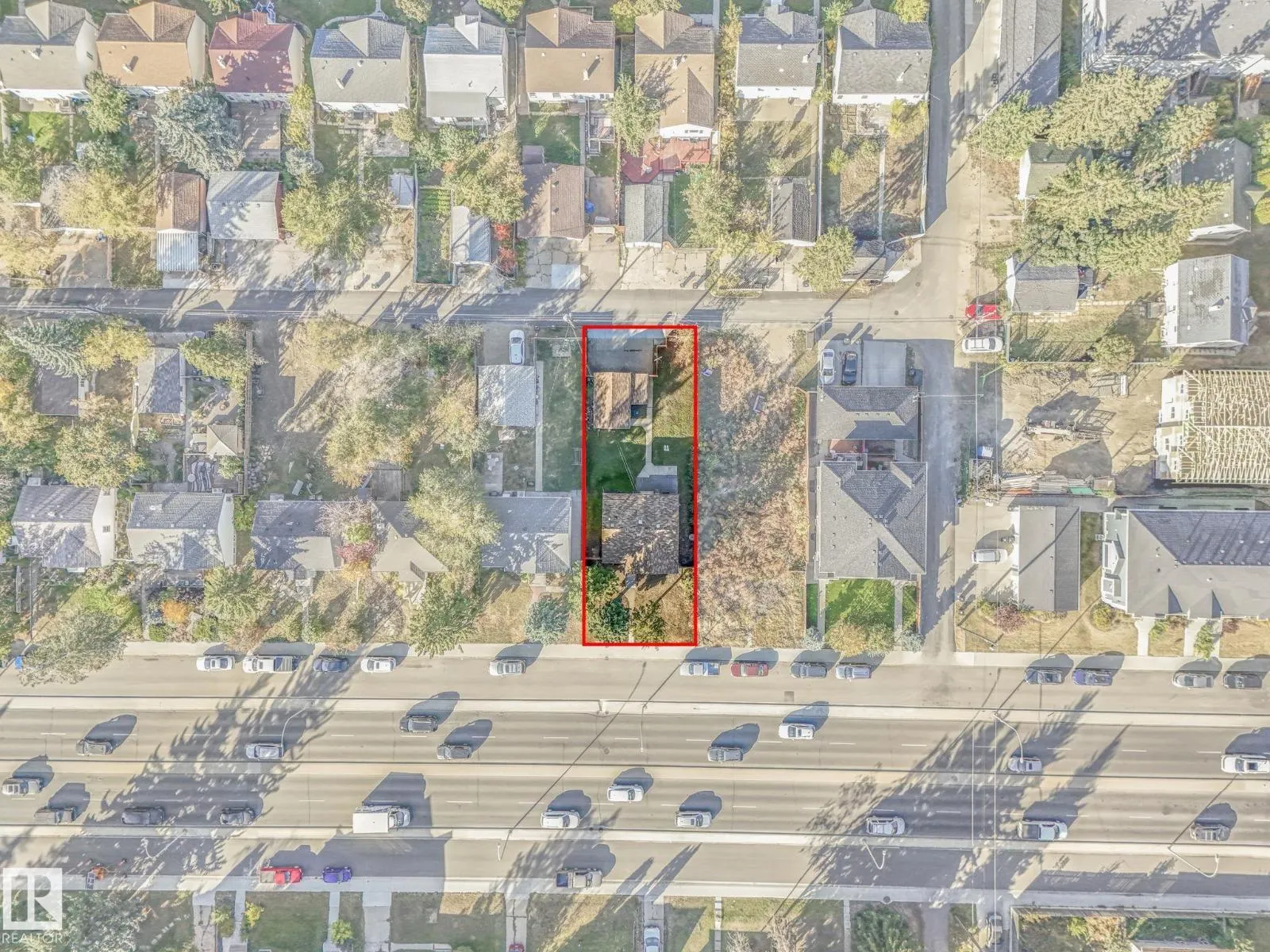 10622 61 AV NW