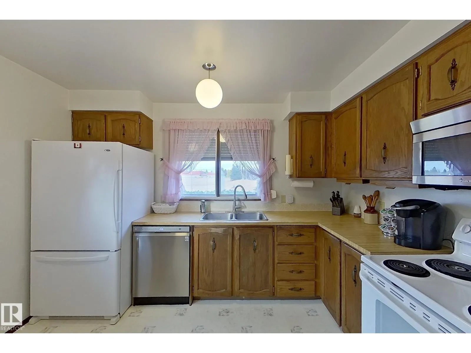 11455 162 AV NW
