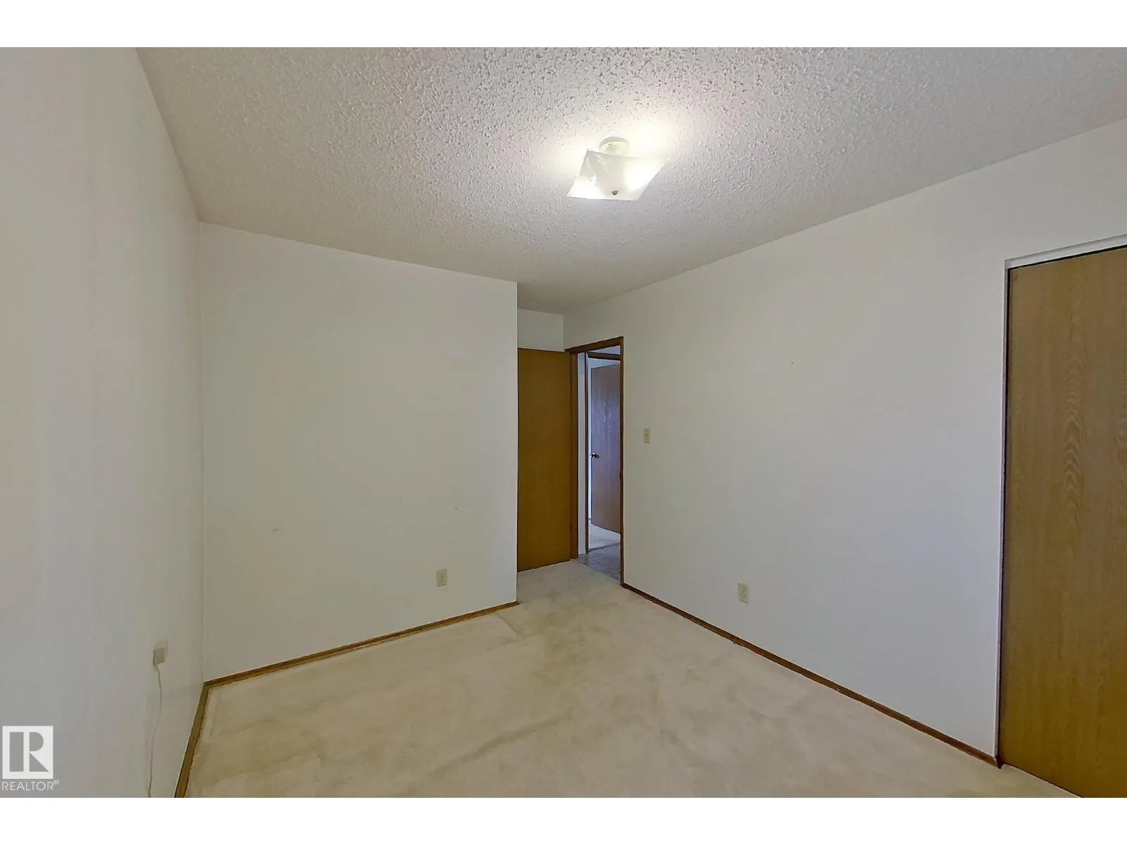 11455 162 AV NW