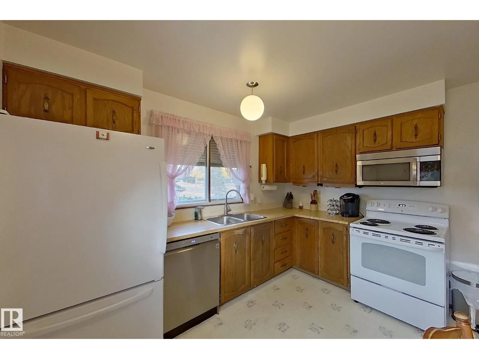 11455 162 AV NW