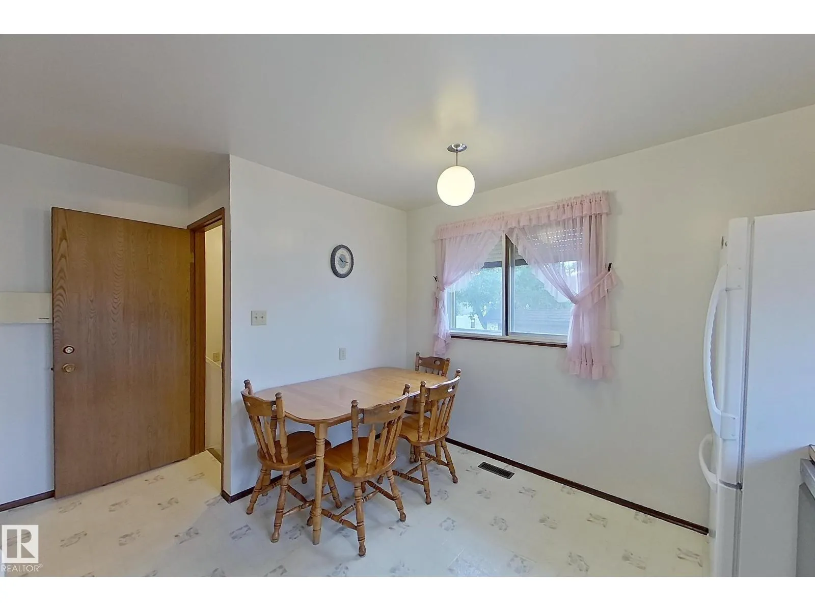 11455 162 AV NW