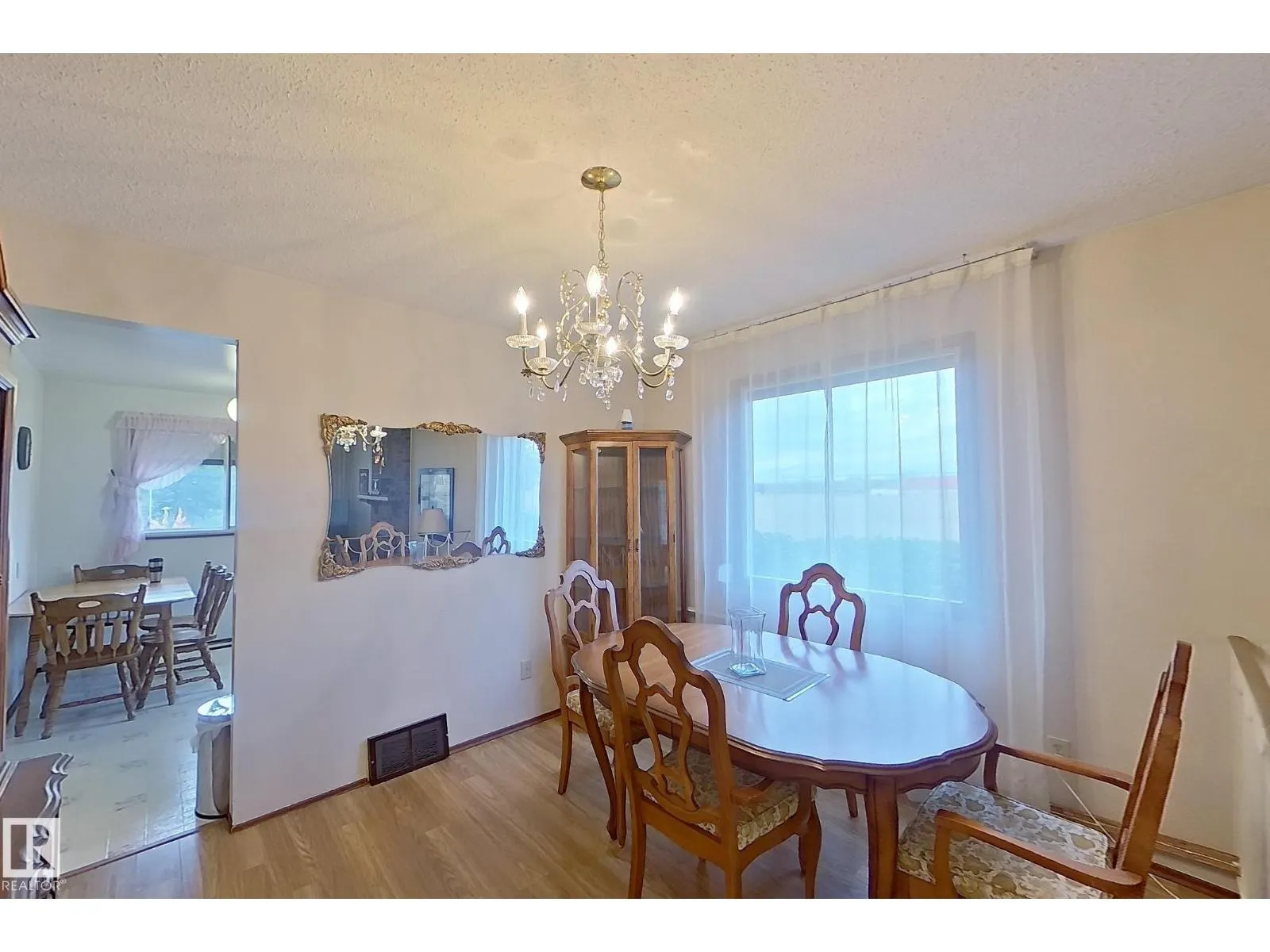 11455 162 AV NW