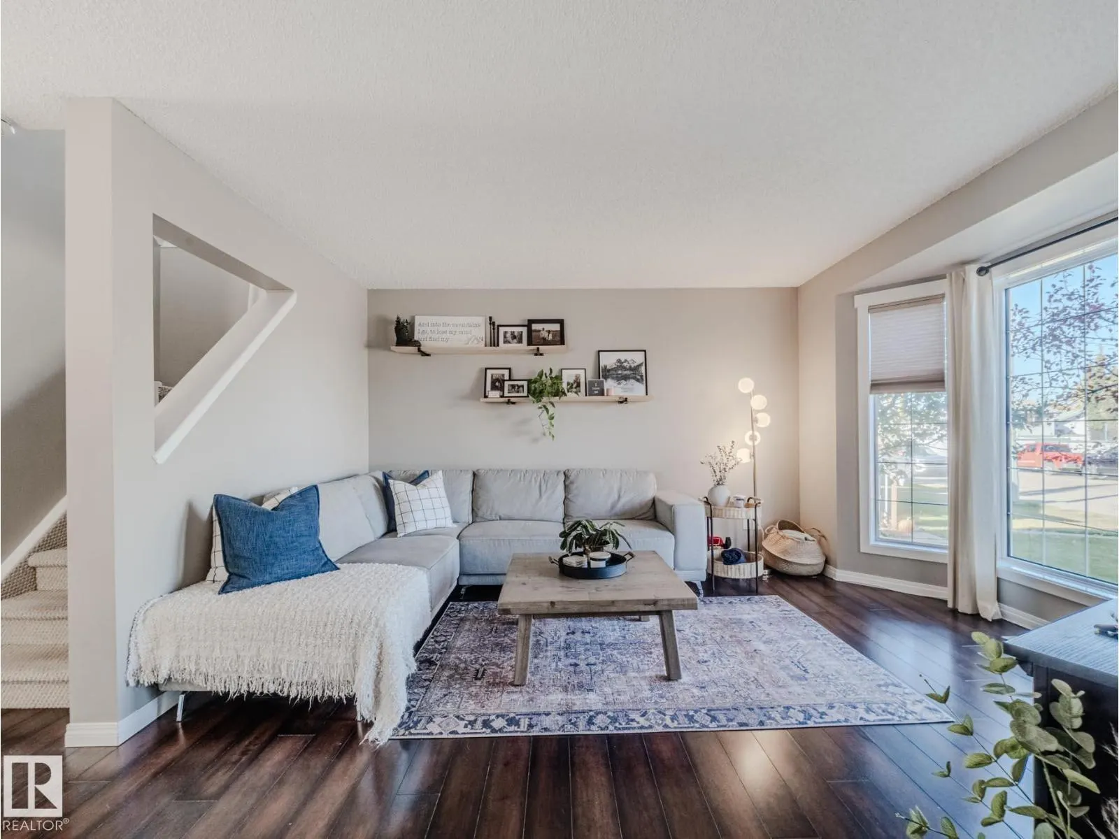 106 Heatherglen CR