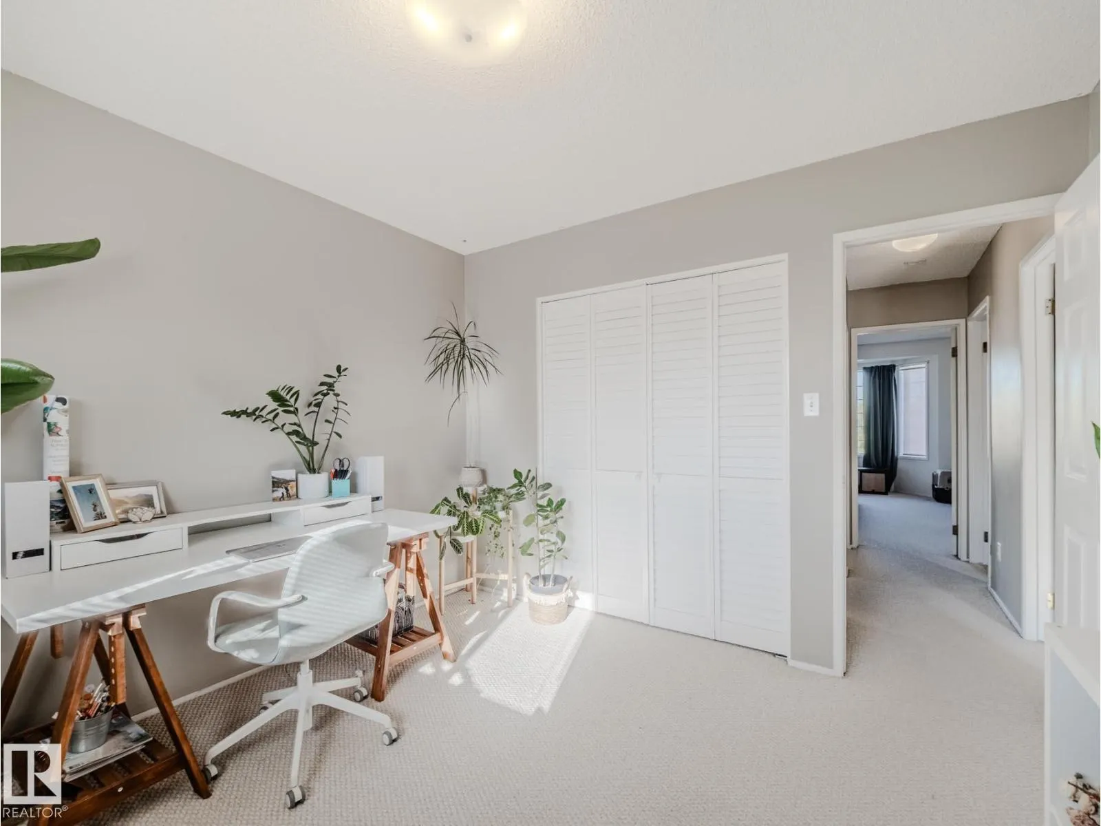 106 Heatherglen CR