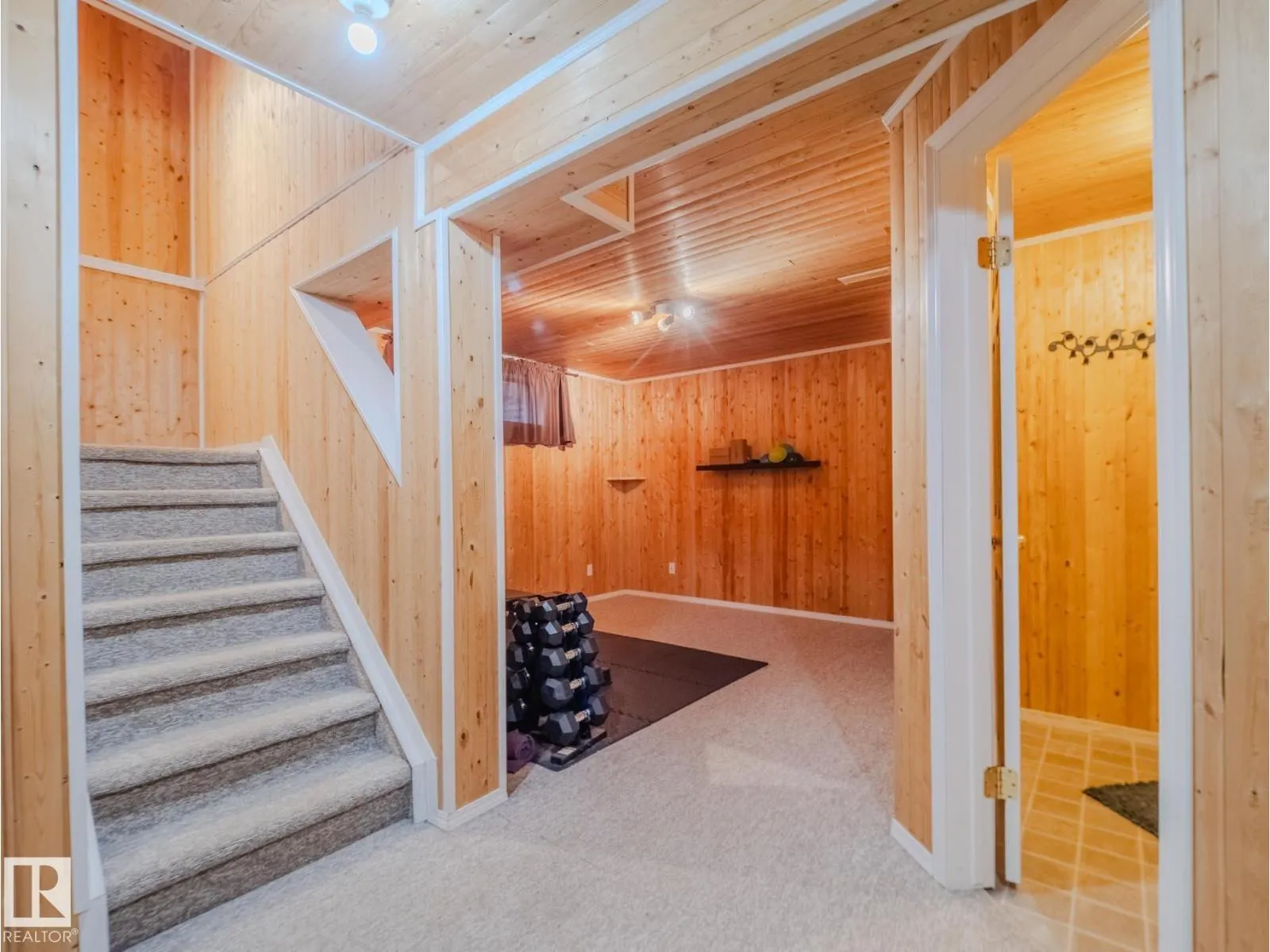 106 Heatherglen CR