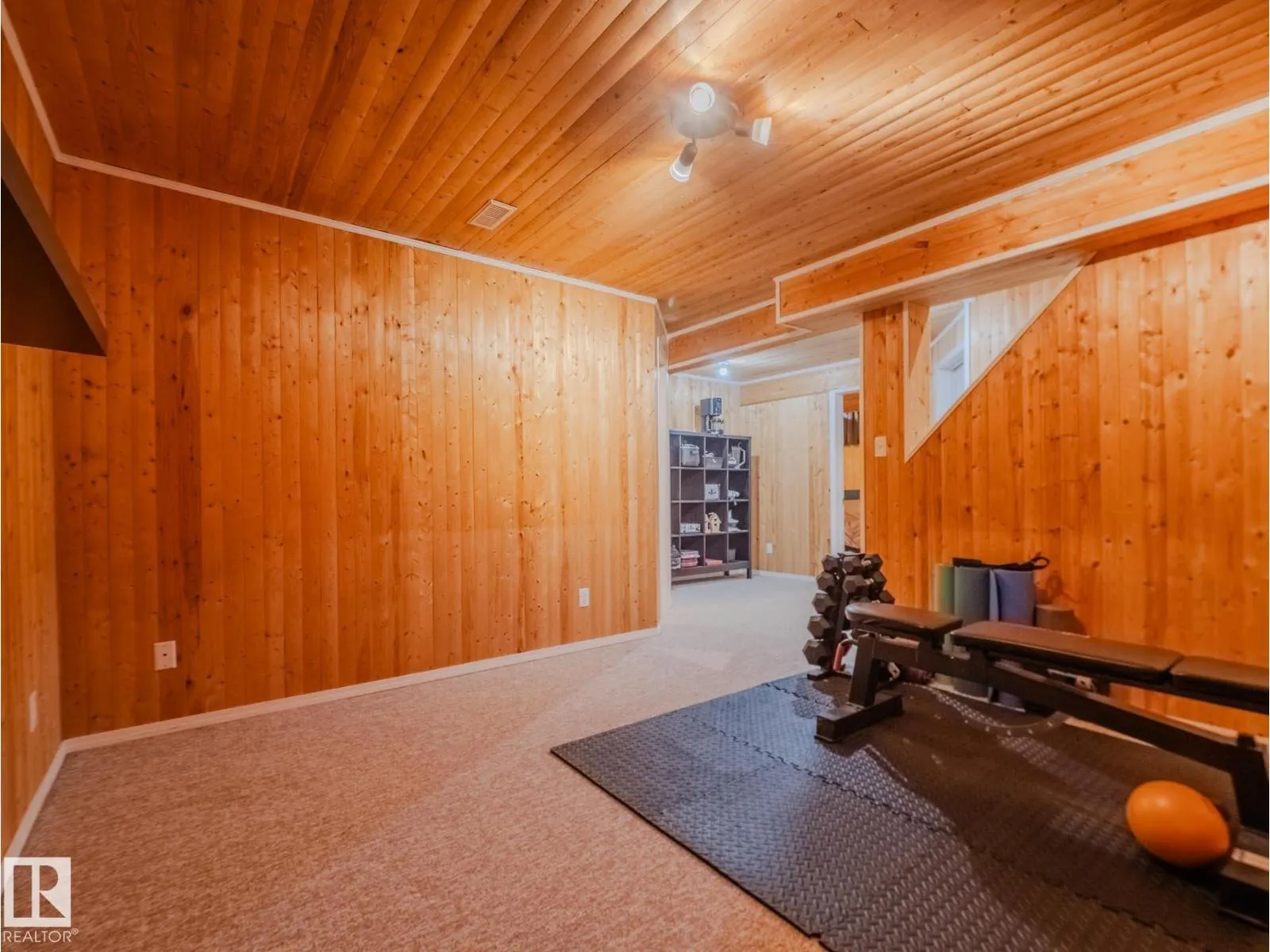 106 Heatherglen CR