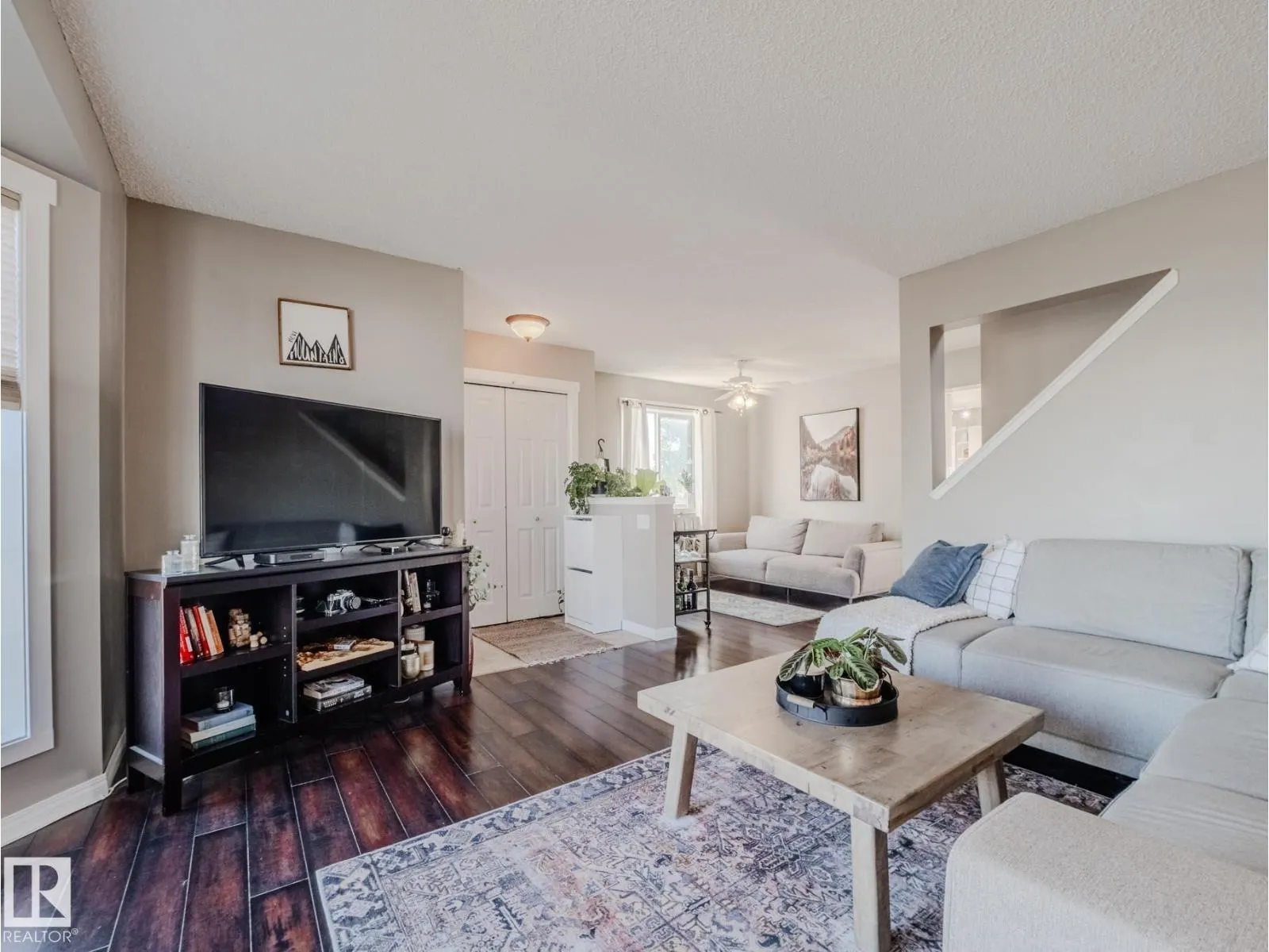 106 Heatherglen CR