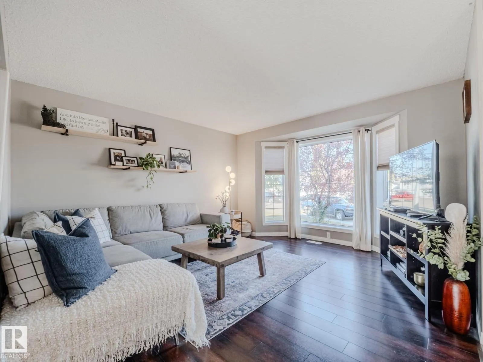 106 Heatherglen CR