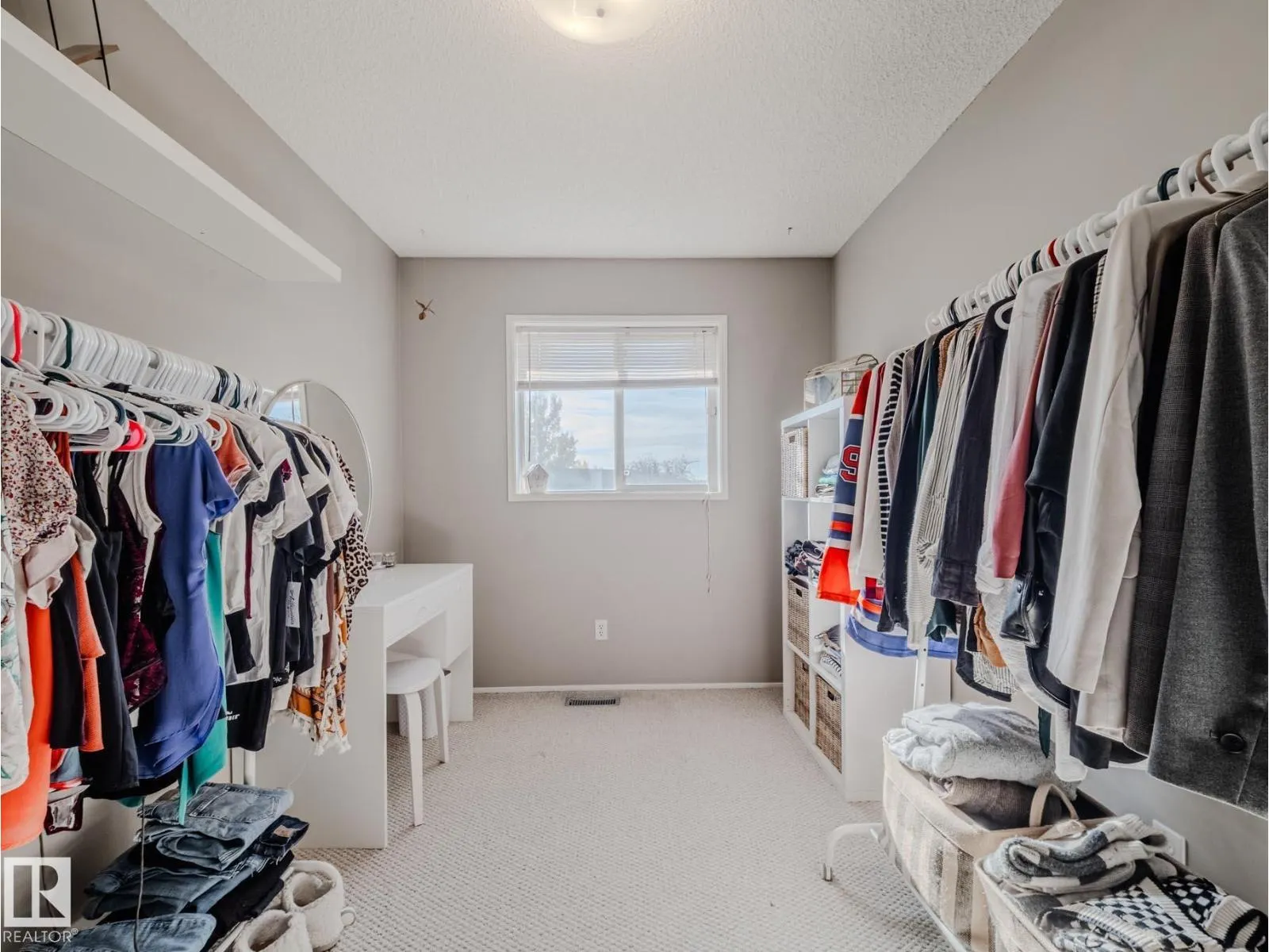106 Heatherglen CR