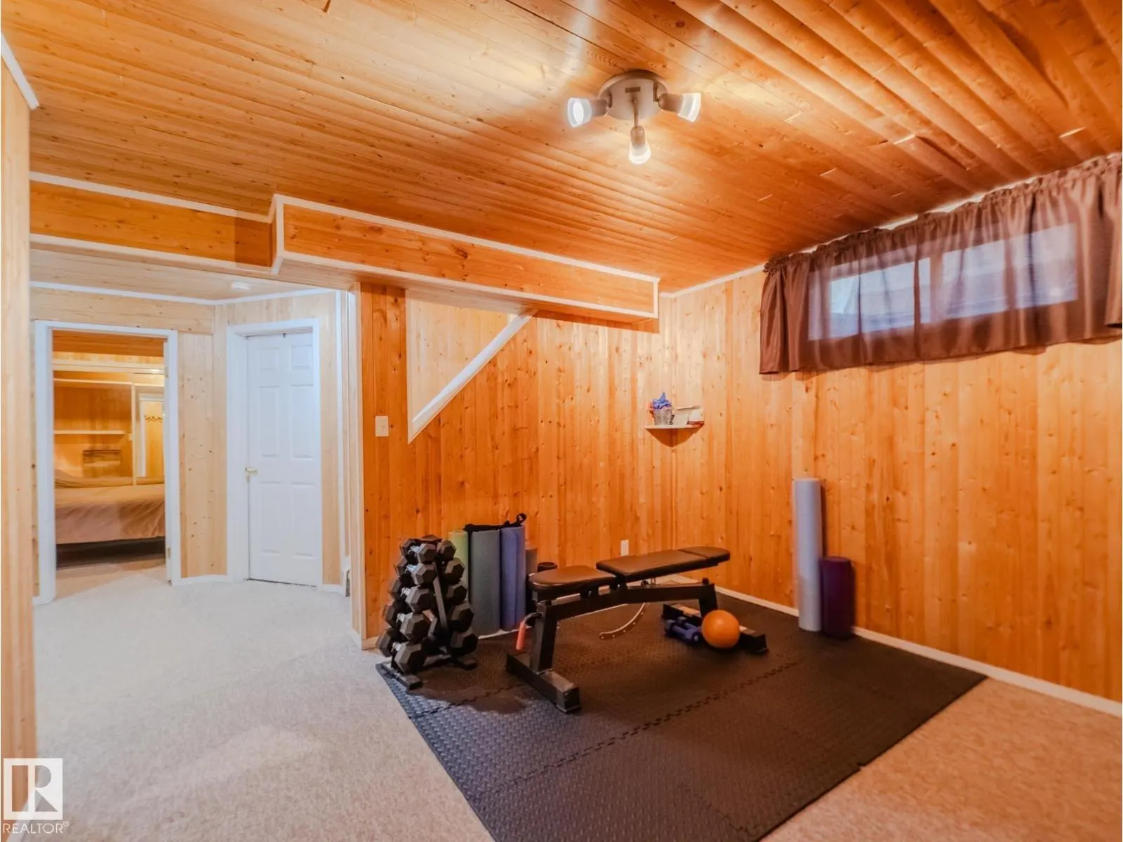106 Heatherglen CR