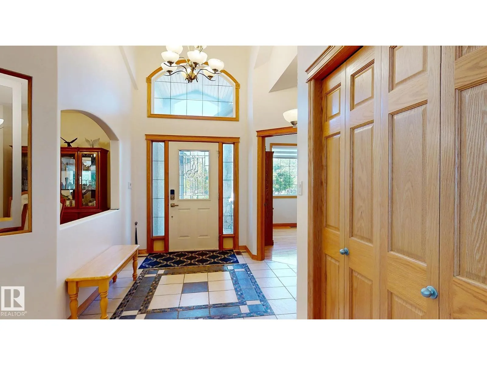 7 KINGSBURY CR