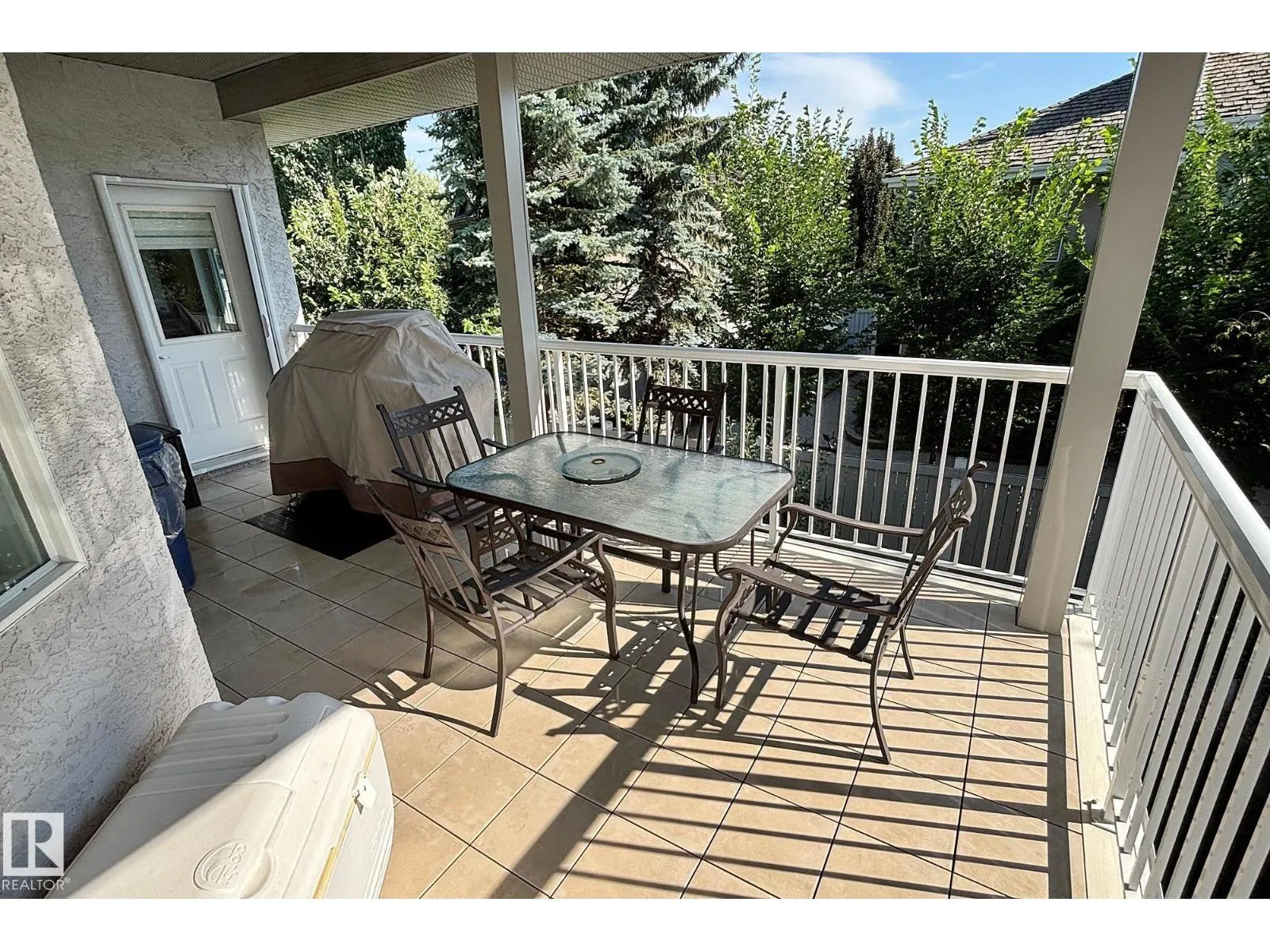 7 KINGSBURY CR