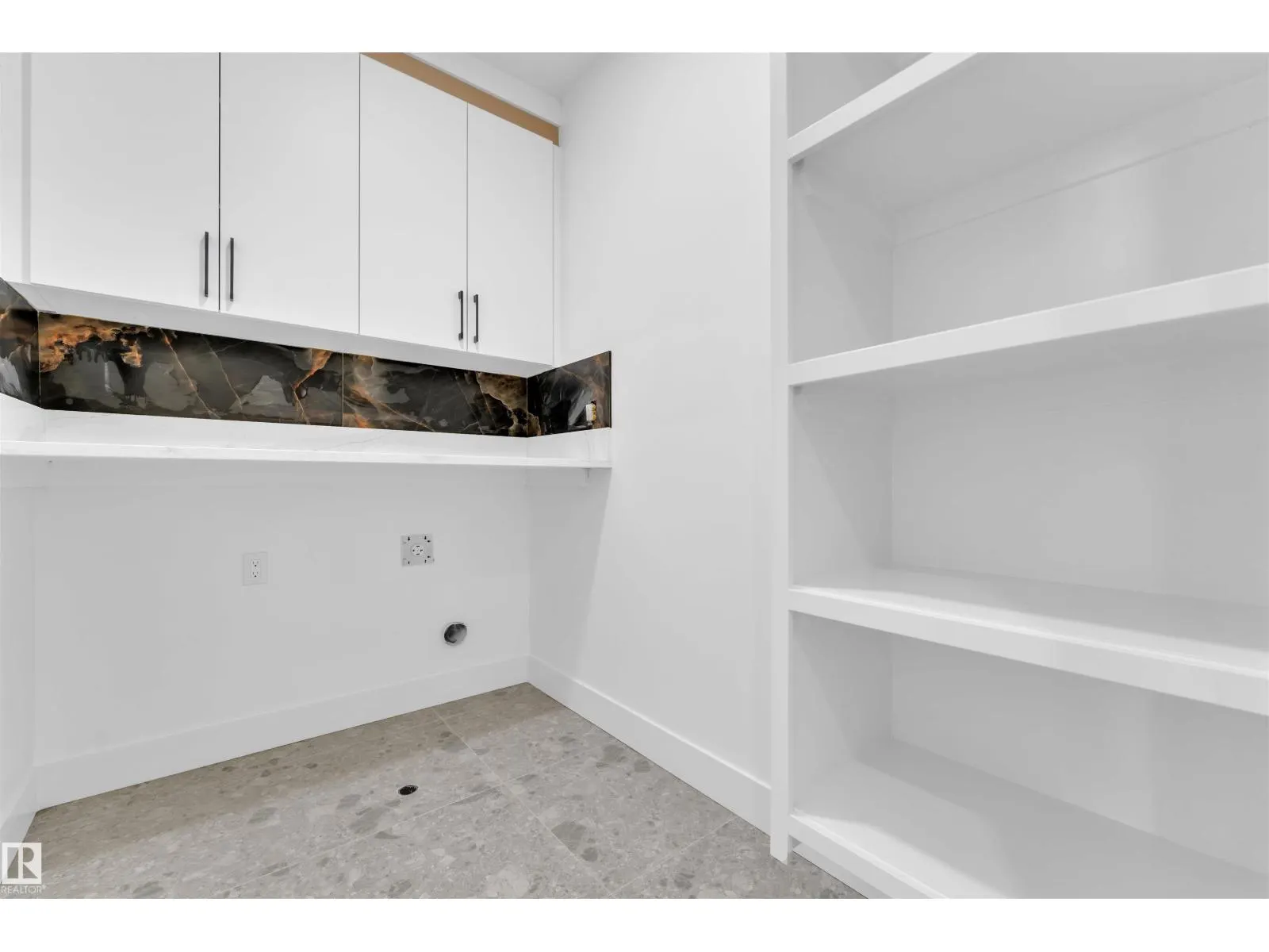 8451 Mayday Link SW SW