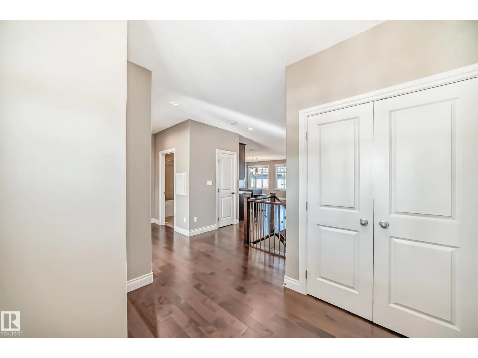 7236 MAY RD NW