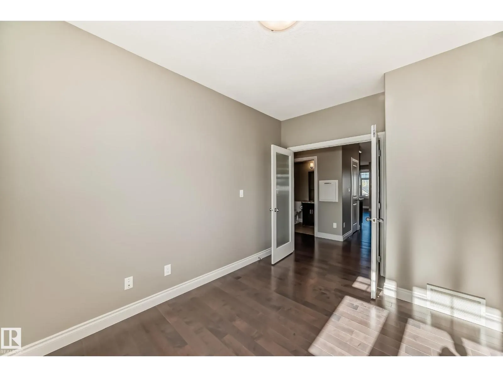 7236 MAY RD NW