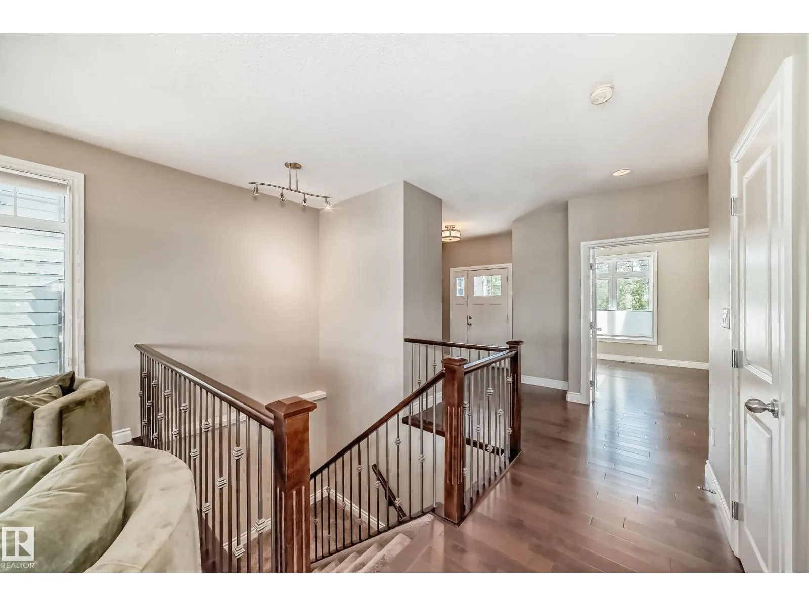 7236 MAY RD NW