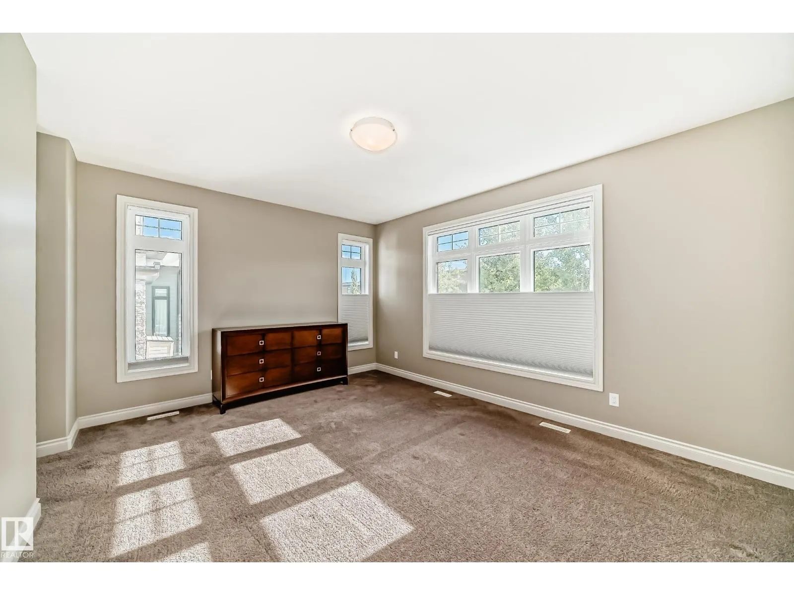 7236 MAY RD NW