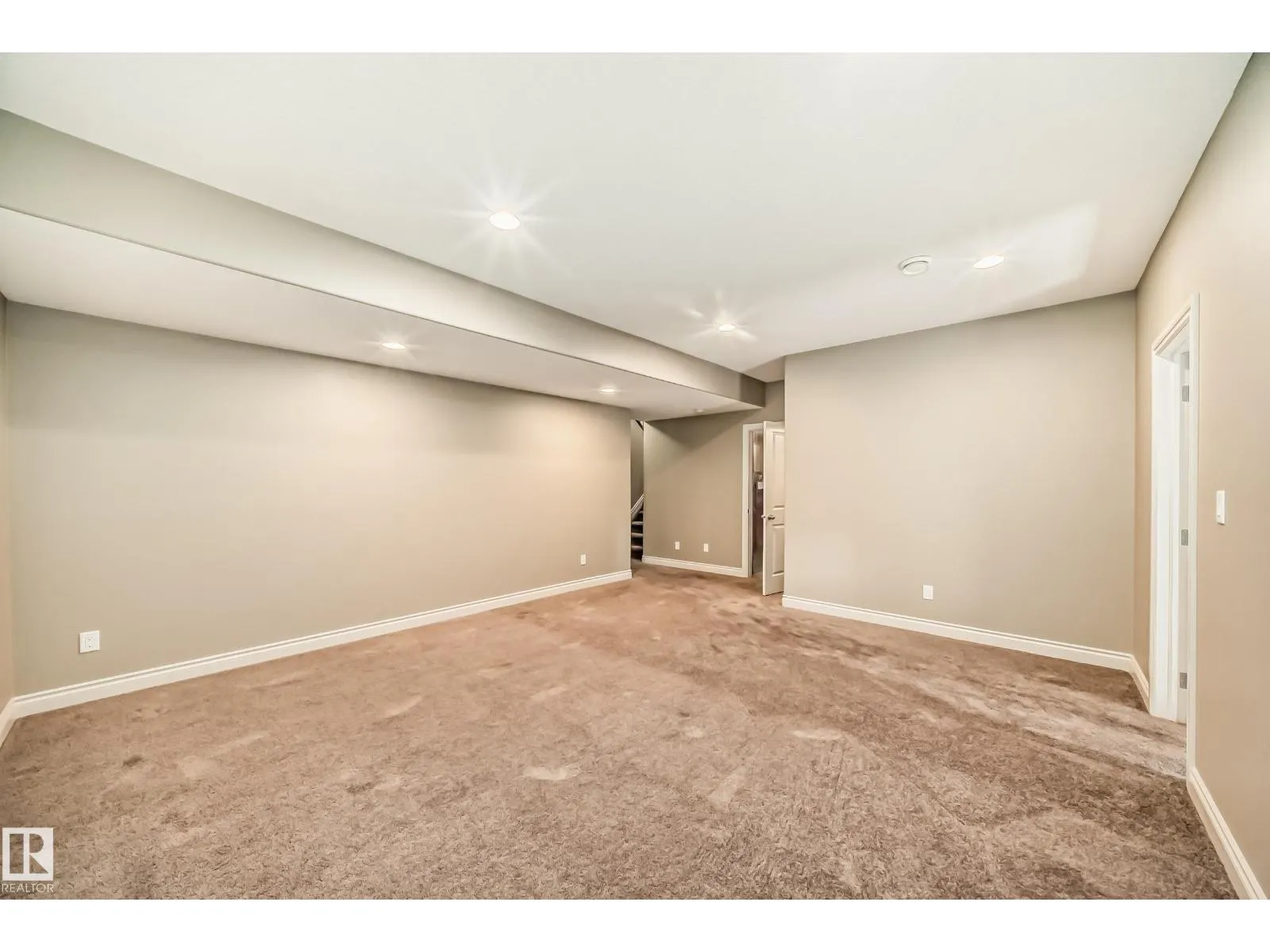 7236 MAY RD NW