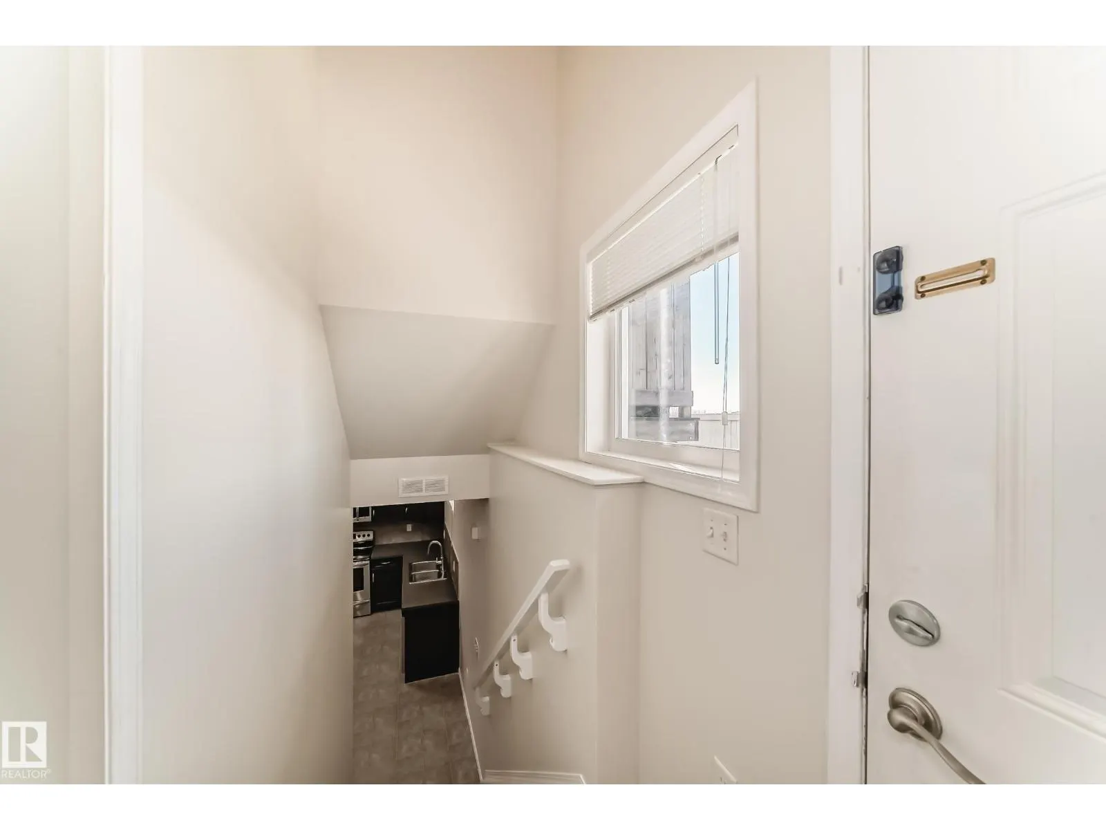 #138 142 Selkirk PL
