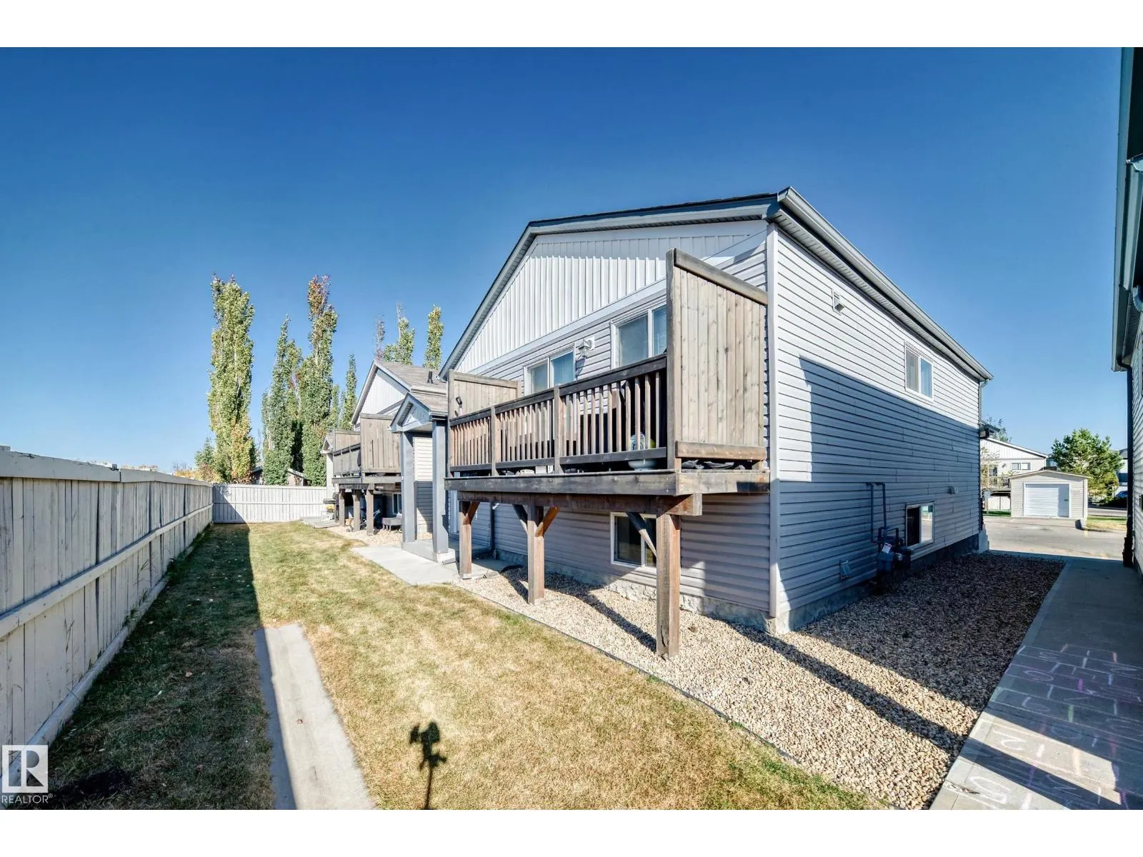 #138 142 Selkirk PL