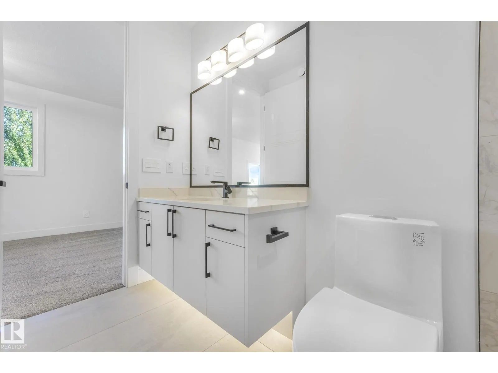 9605 142 ST NW