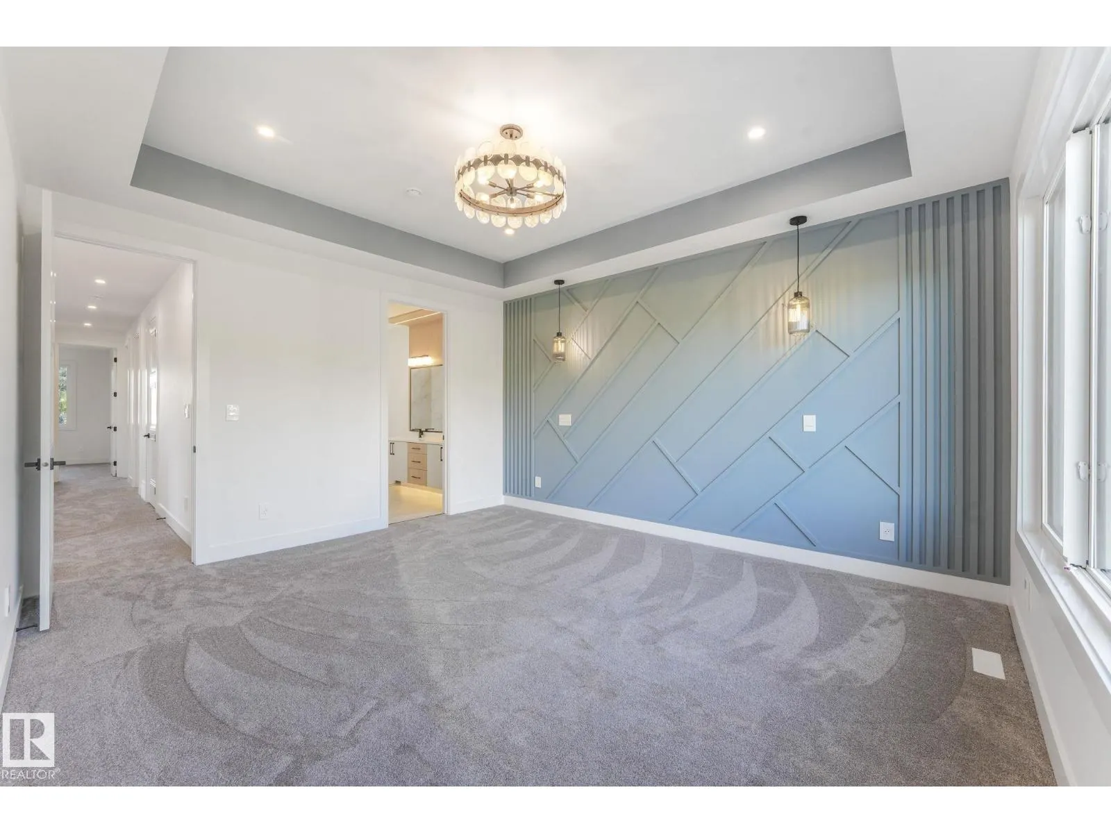 9605 142 ST NW