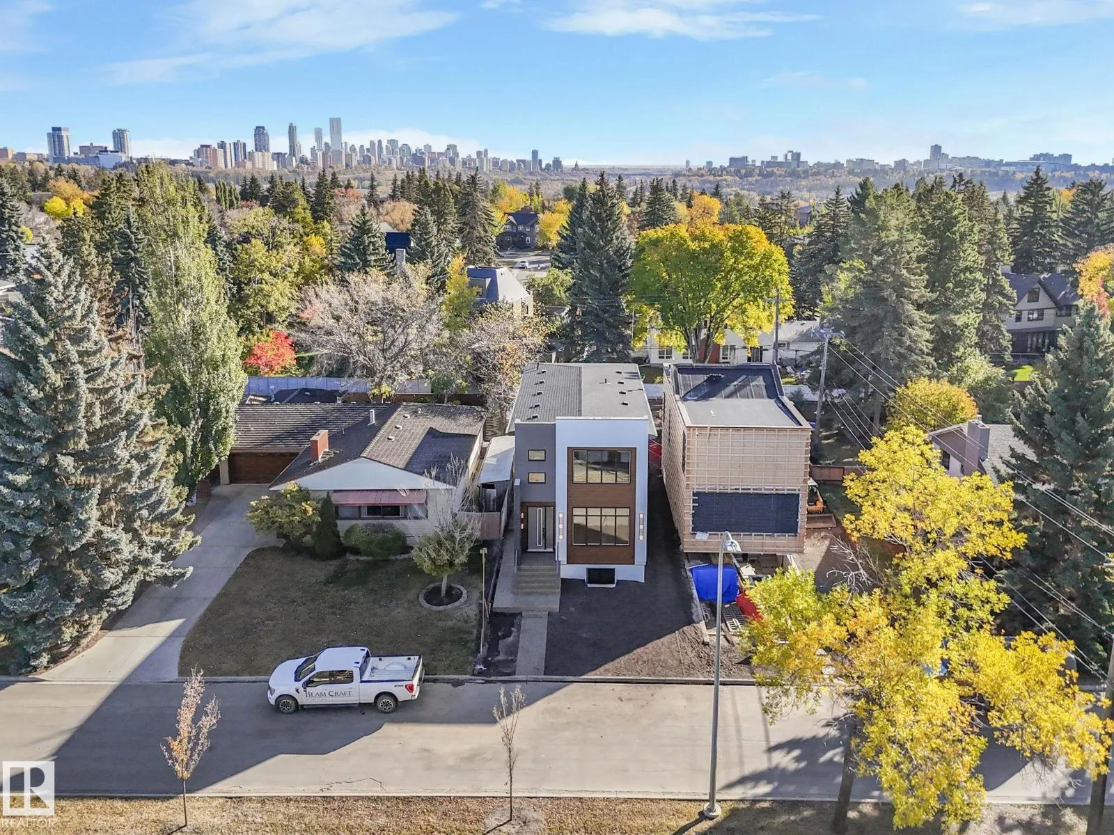 9605 142 ST NW