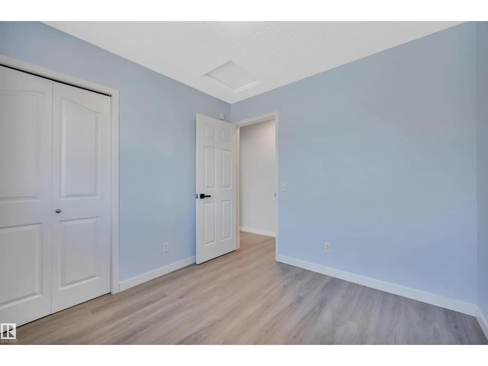 264 DUNVEGAN RD NW