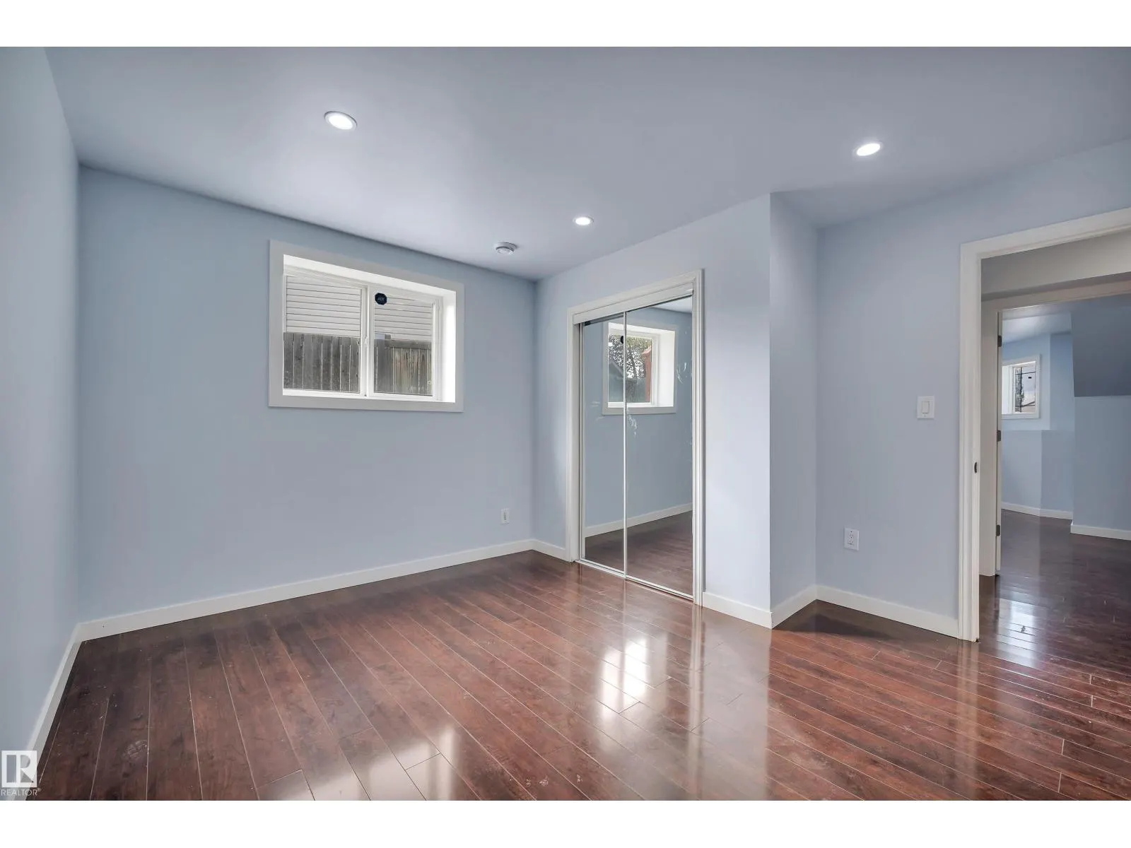 264 DUNVEGAN RD NW