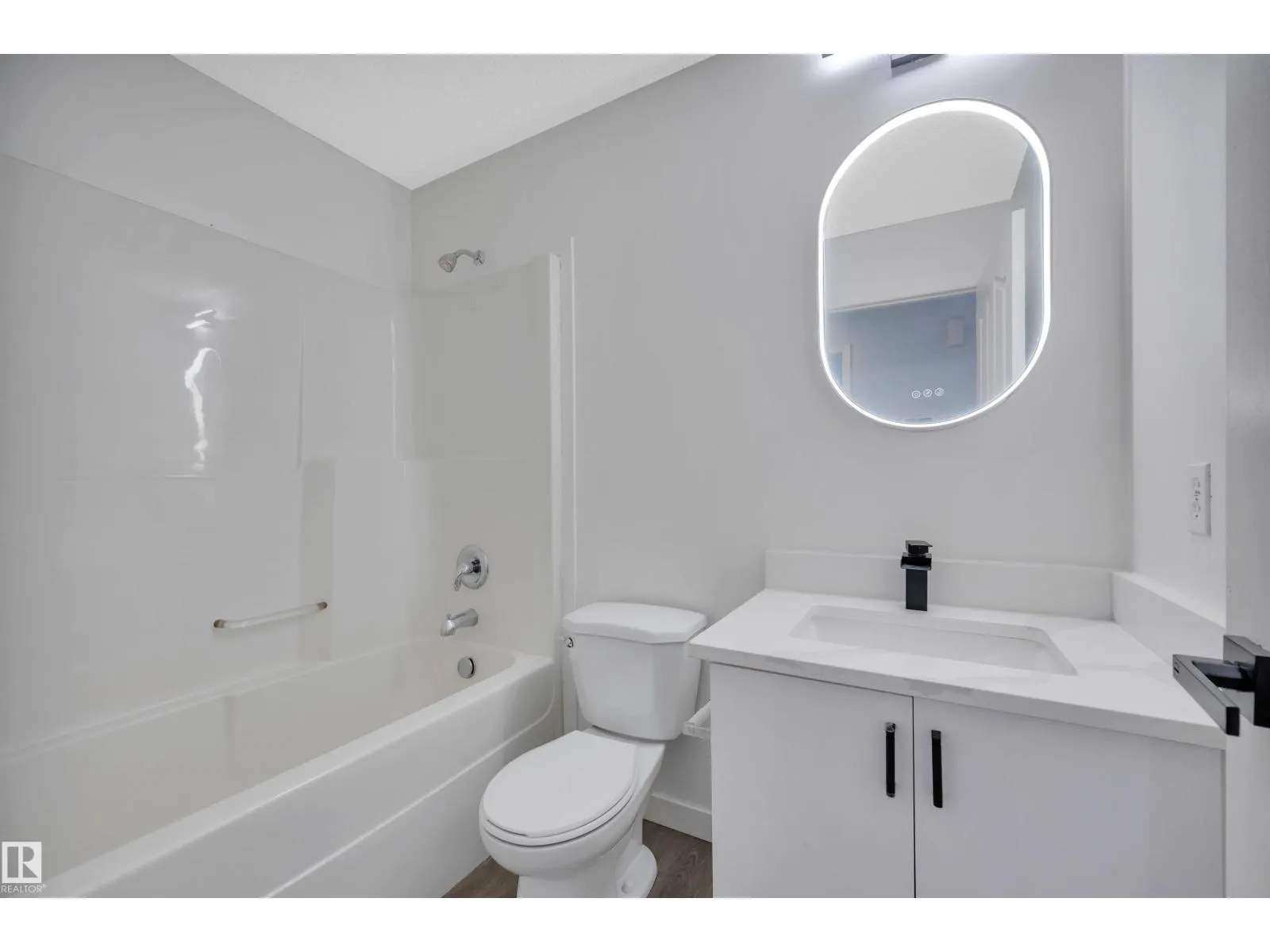 264 DUNVEGAN RD NW