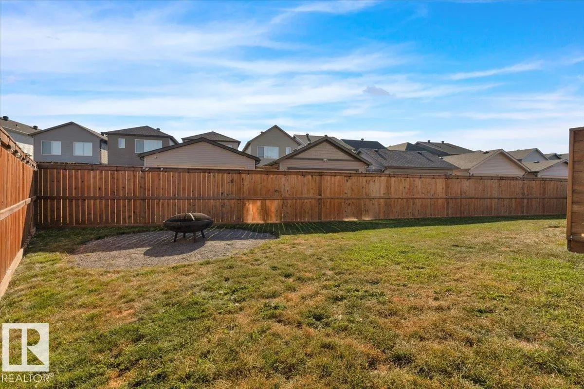 22331 94 AV NW
