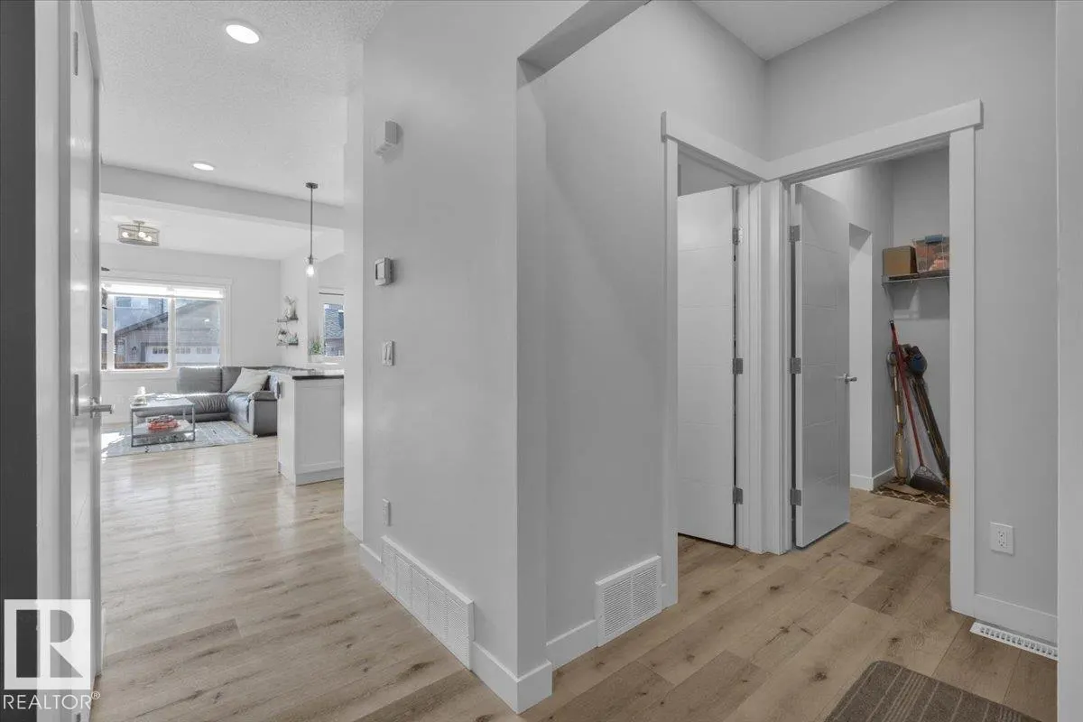 22331 94 AV NW