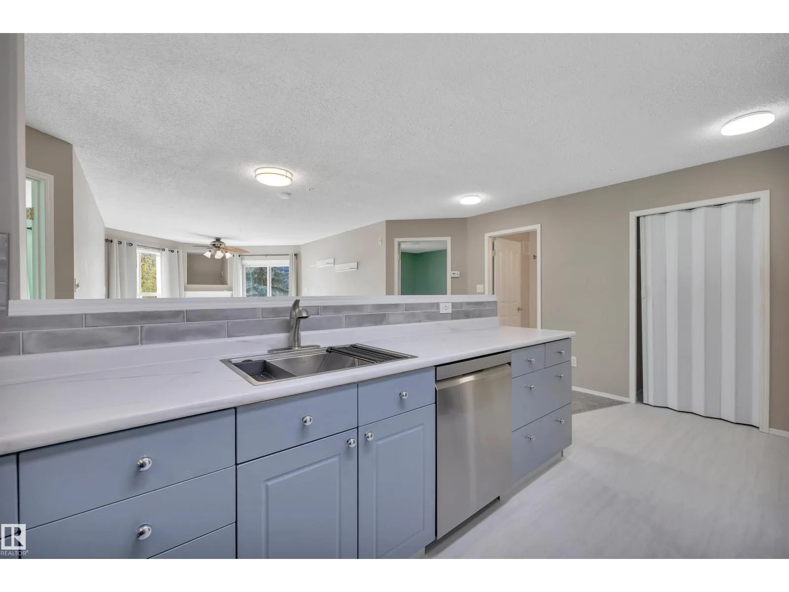 #305 10221 111 ST NW