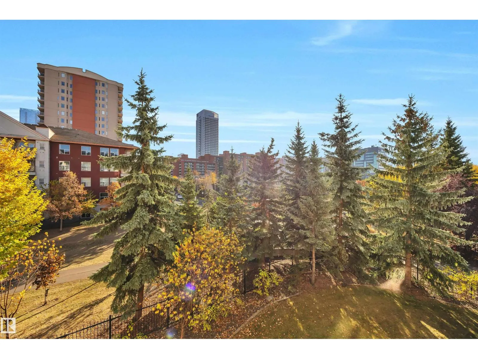 #305 10221 111 ST NW