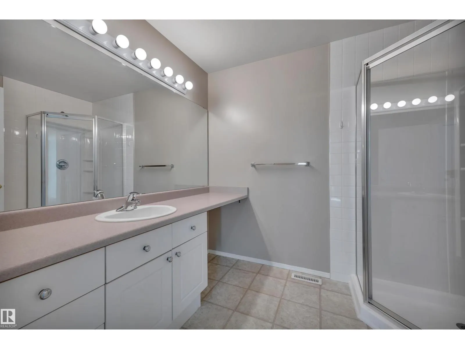 #305 10221 111 ST NW
